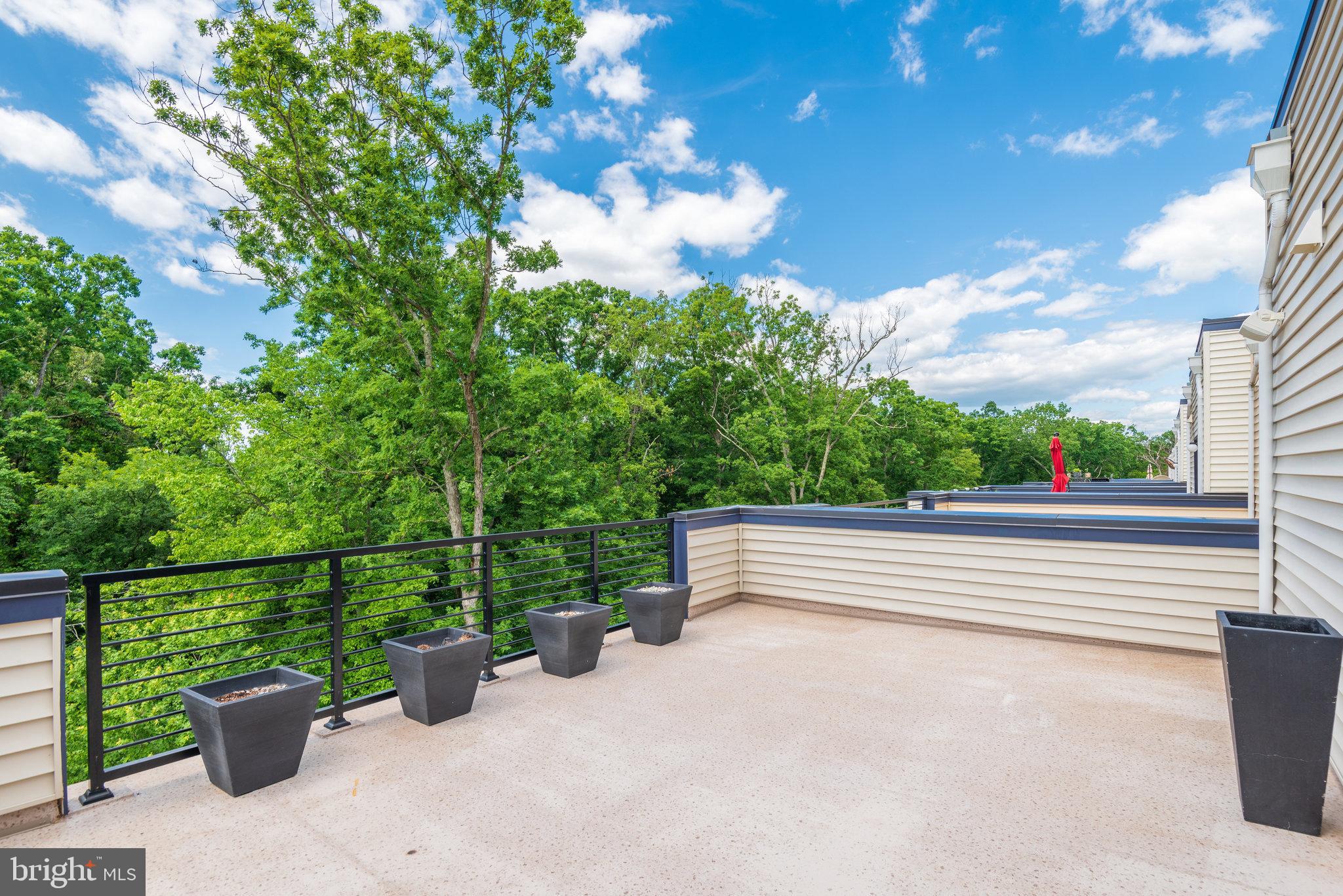 BRAMBLETON AT EMERALD RIDGE - Residential Lease