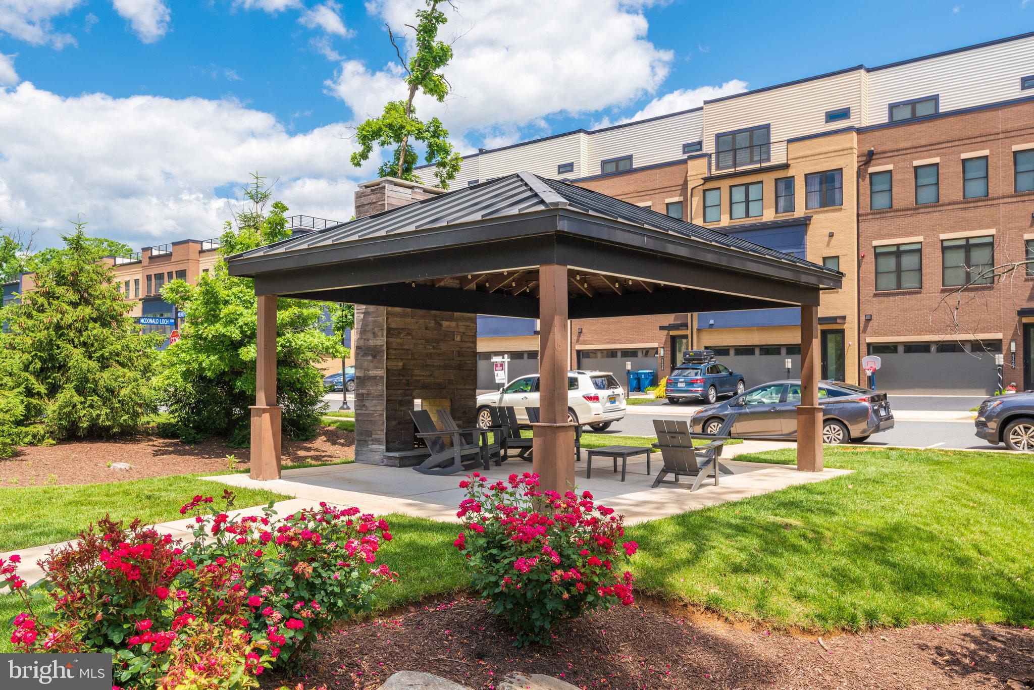 BRAMBLETON AT EMERALD RIDGE - Residential Lease