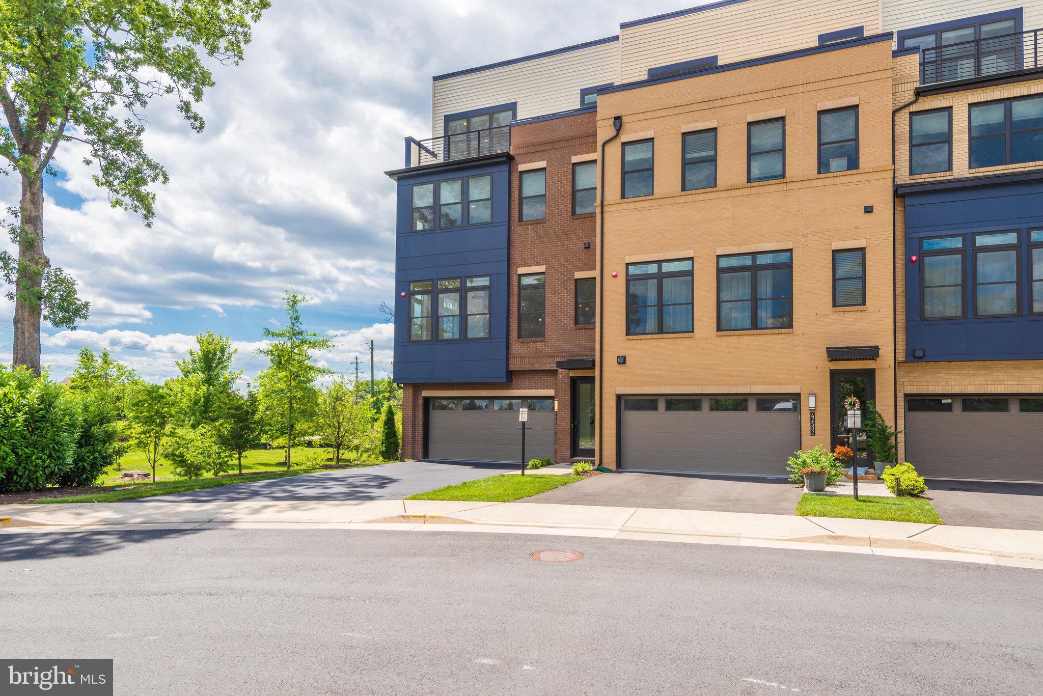 BRAMBLETON AT EMERALD RIDGE - Residential Lease