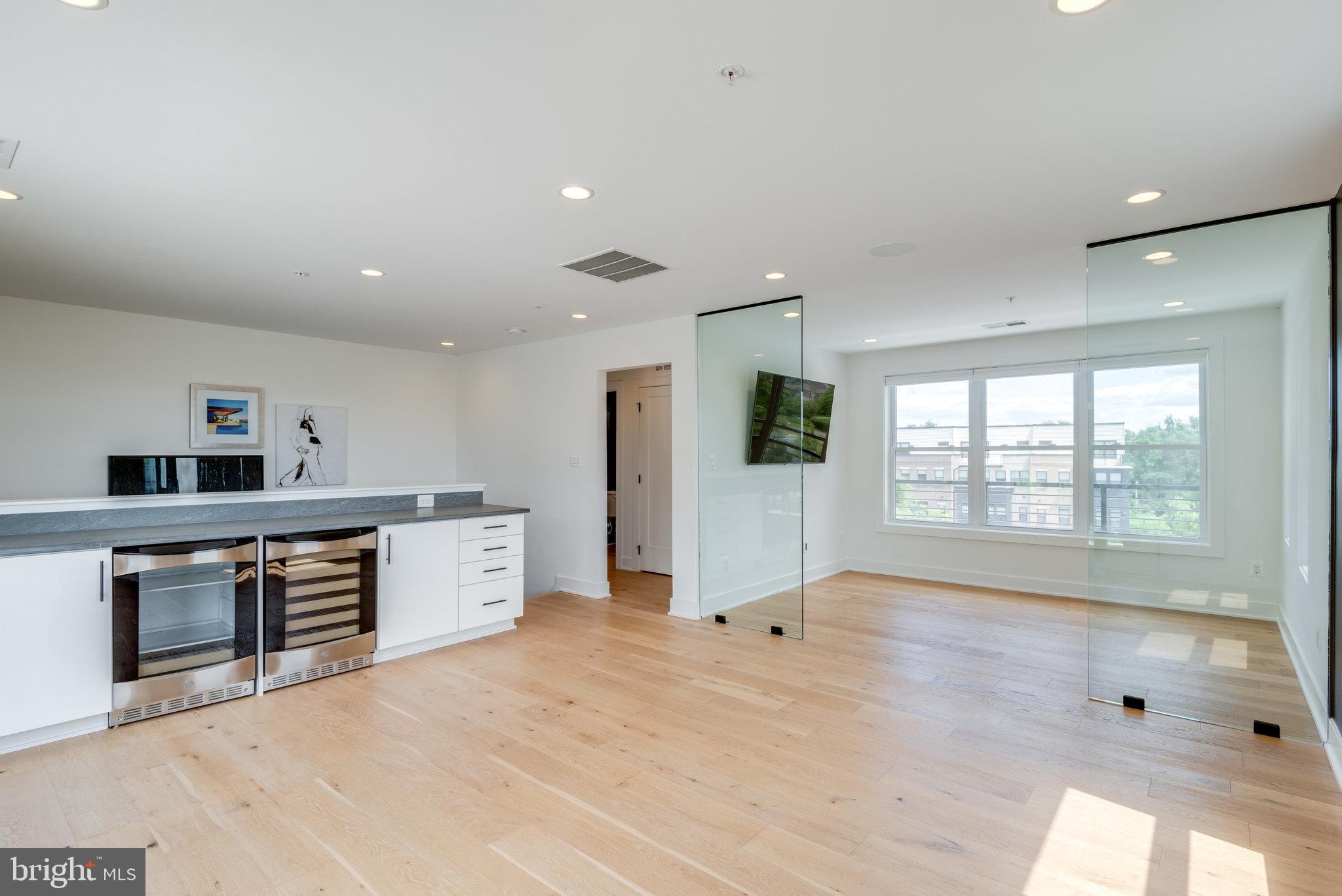 BRAMBLETON AT EMERALD RIDGE - Residential Lease