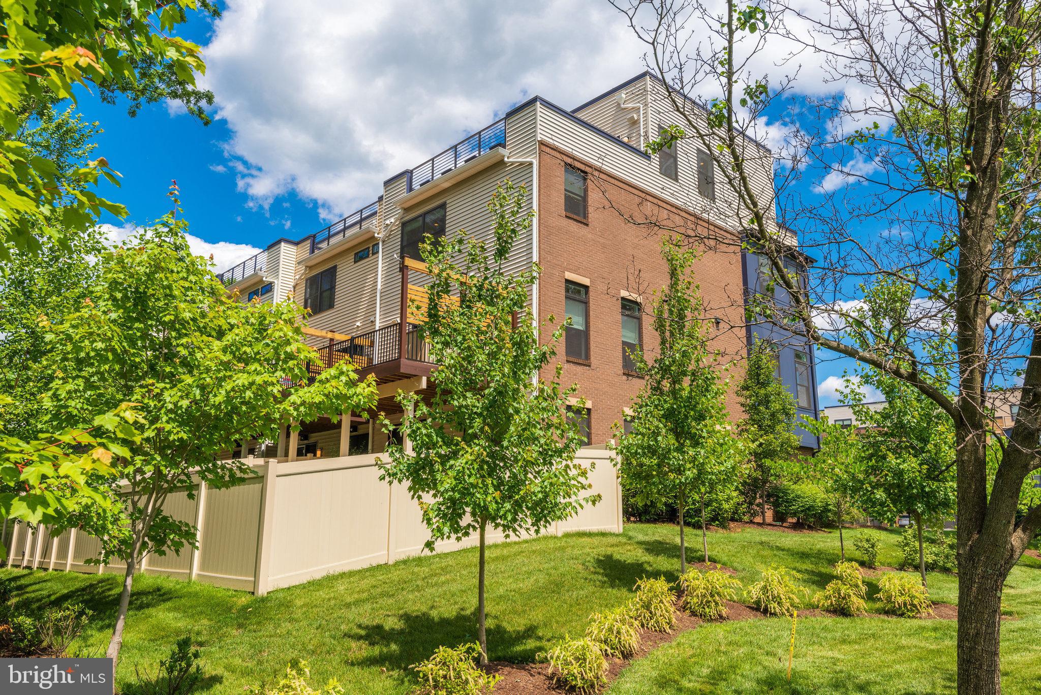 BRAMBLETON AT EMERALD RIDGE - Residential Lease