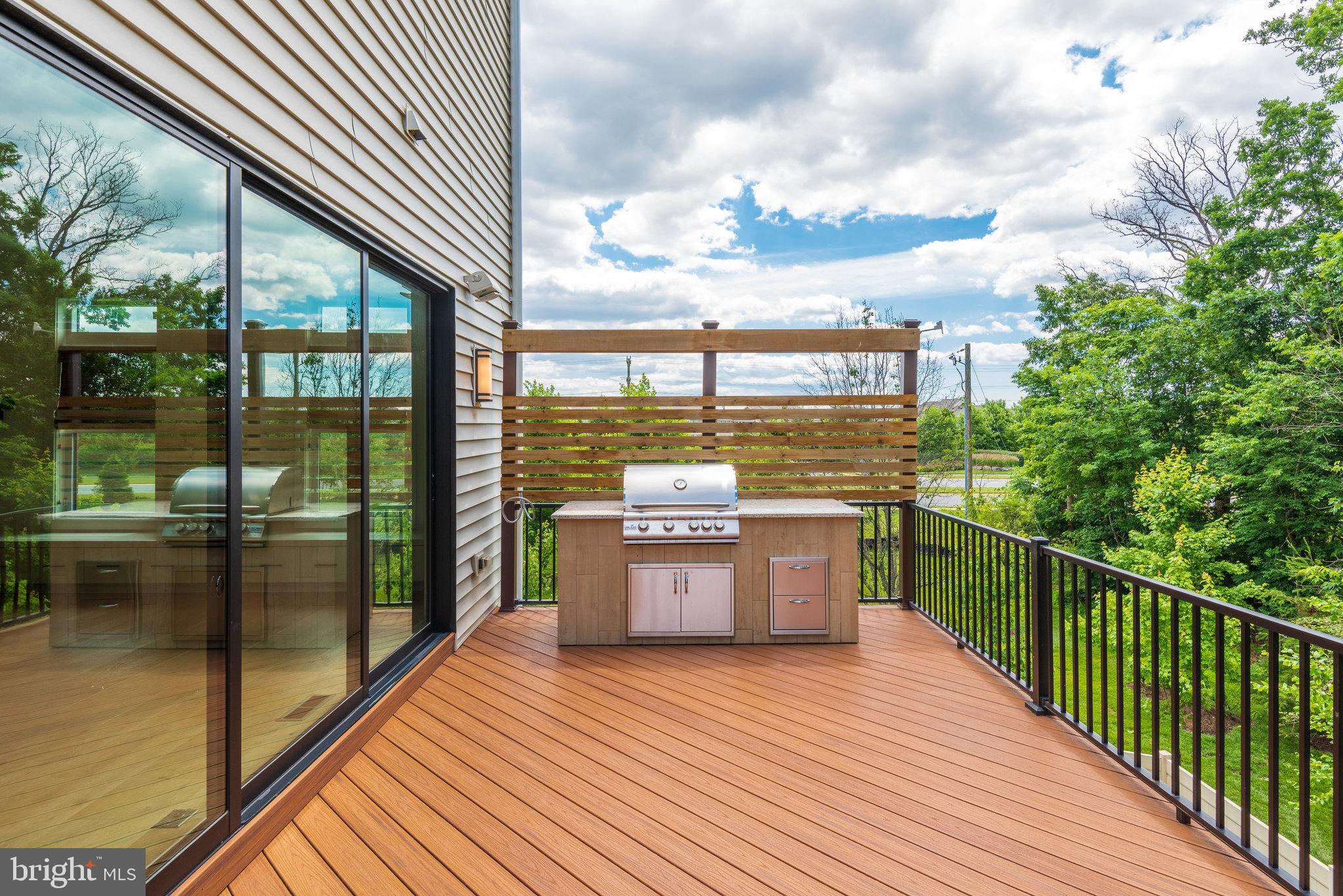 BRAMBLETON AT EMERALD RIDGE - Residential Lease