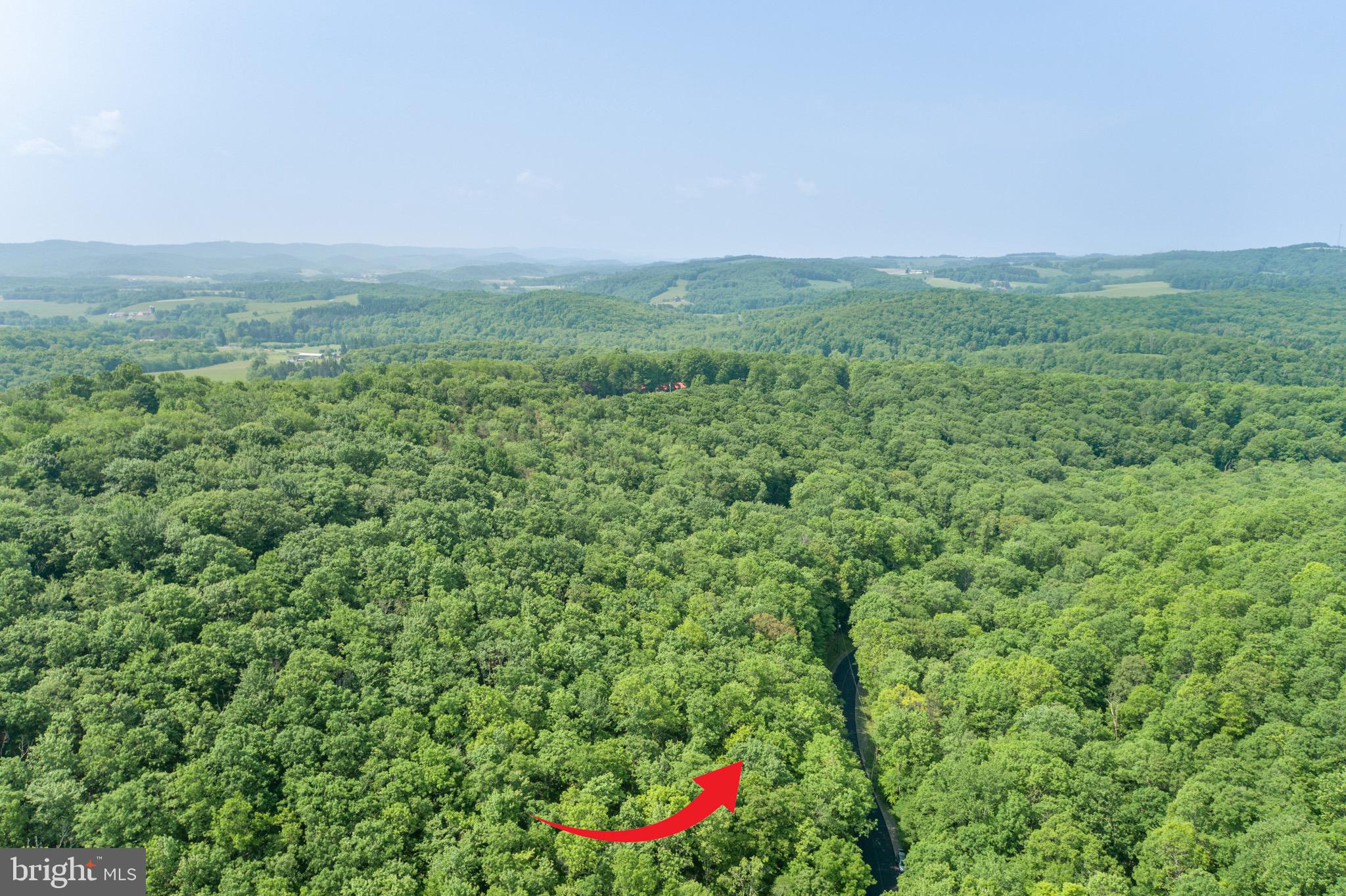 ROYAL CHARLOTTE - Land