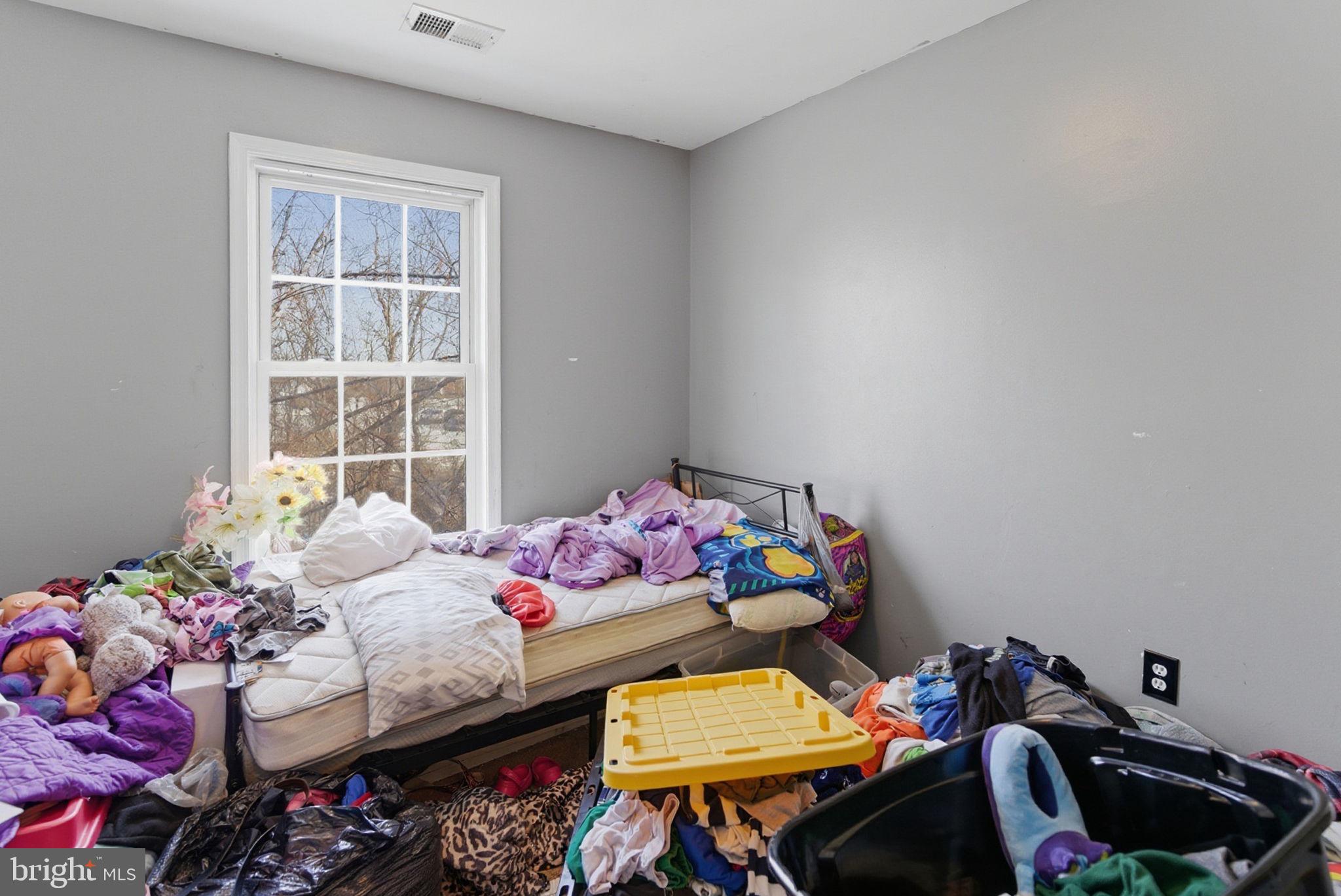 HAMMONDS MILL - Residential