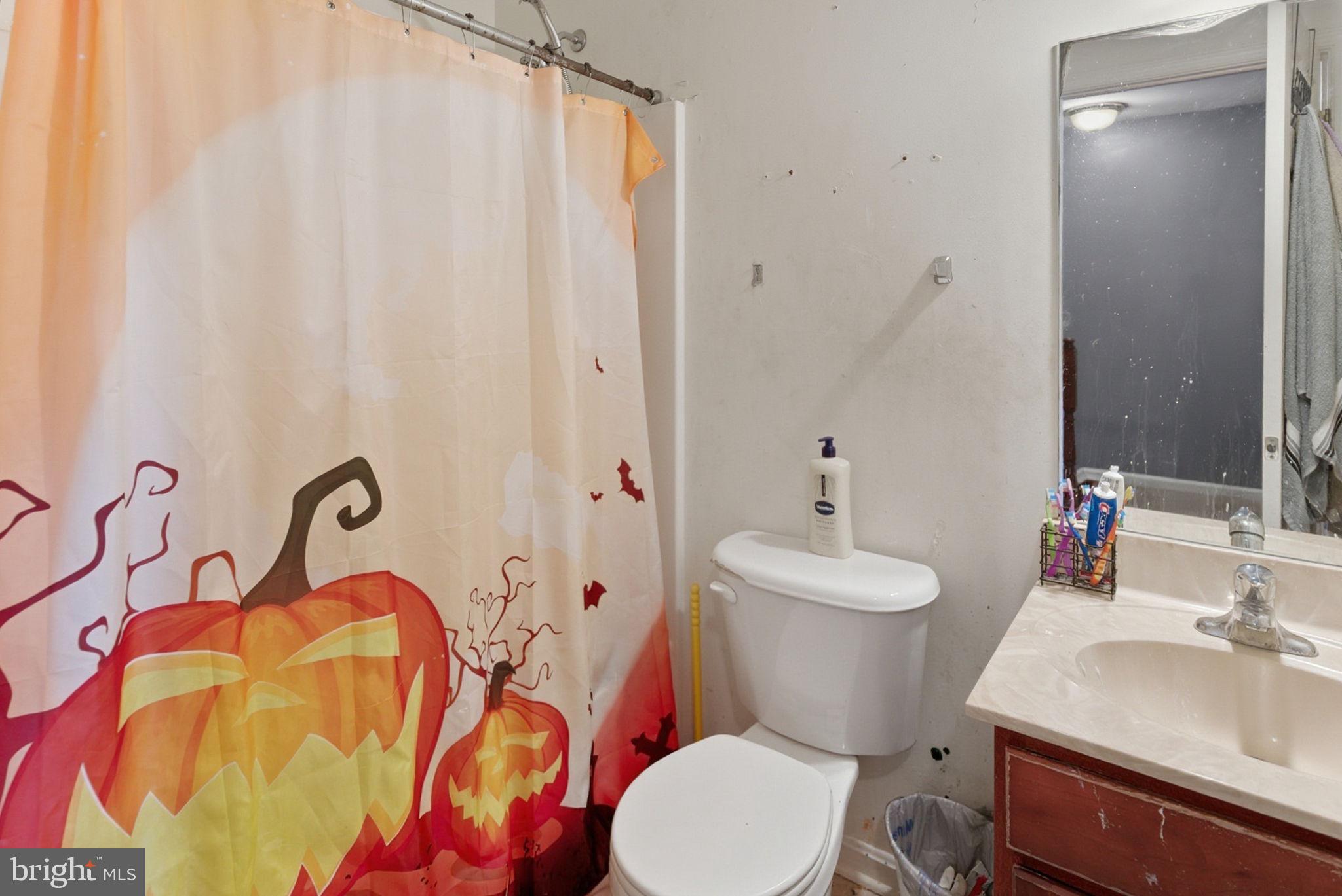 HAMMONDS MILL - Residential