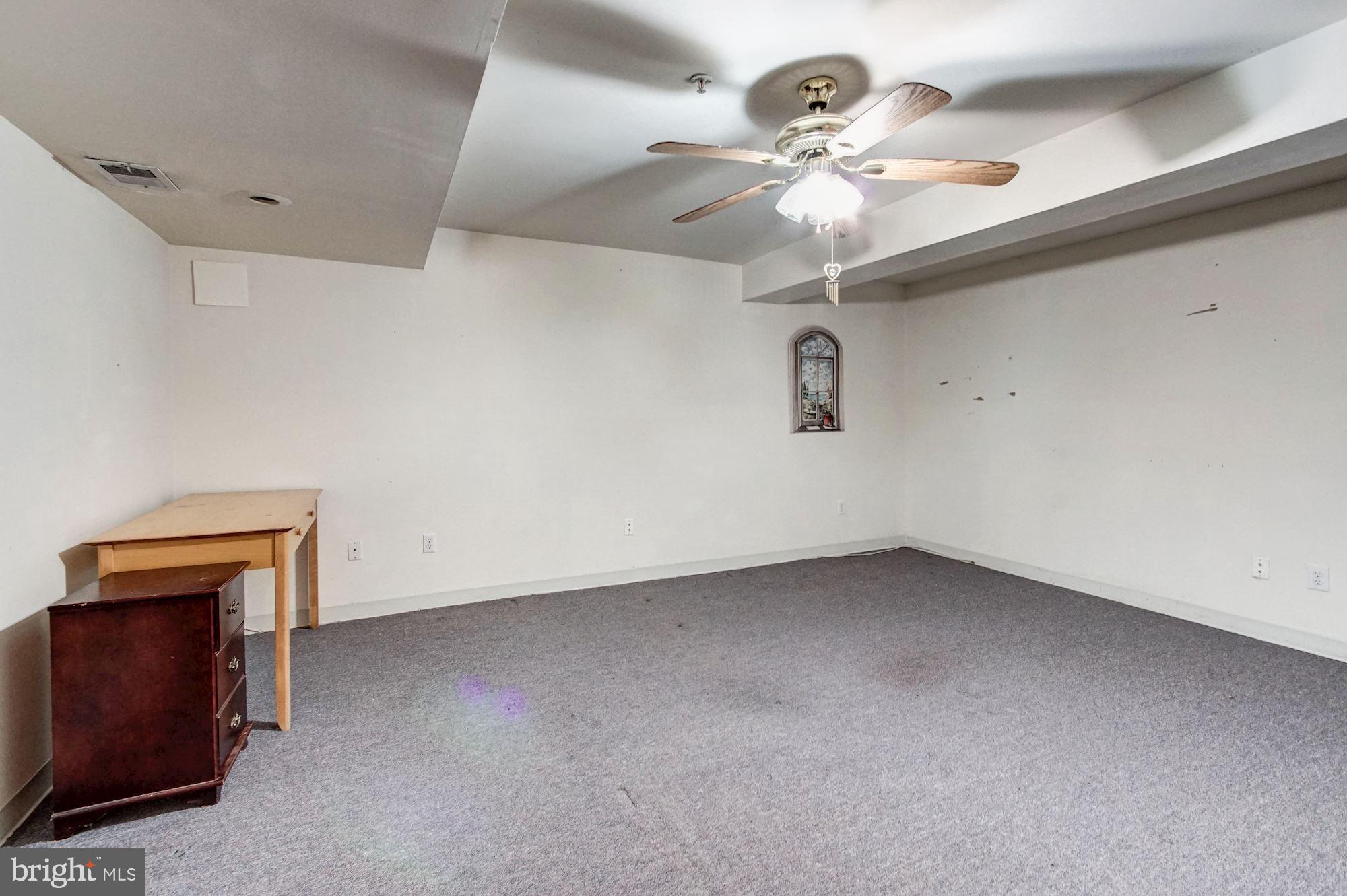 HOLLAWAY ESTATES - Residential