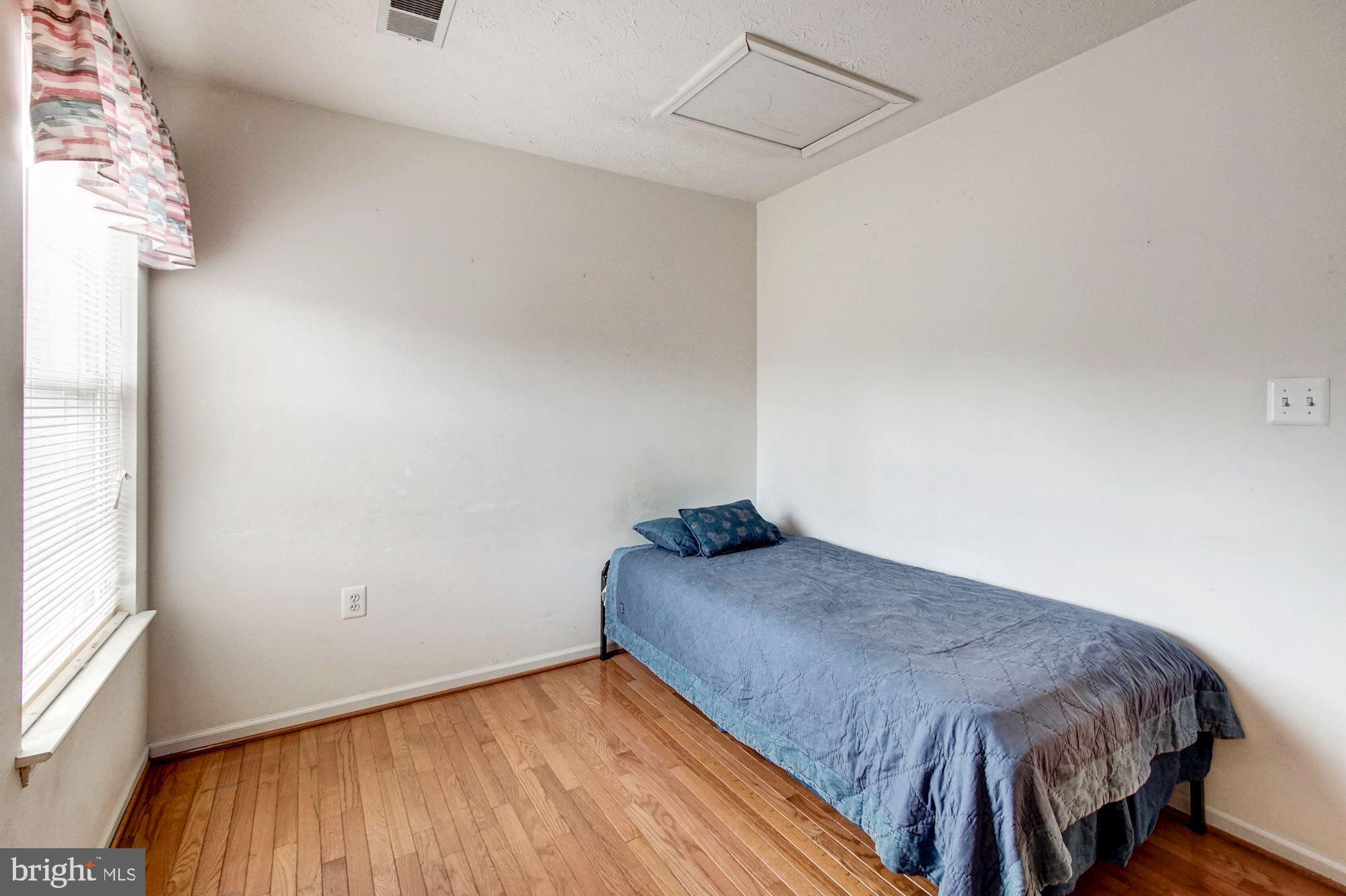 HOLLAWAY ESTATES - Residential