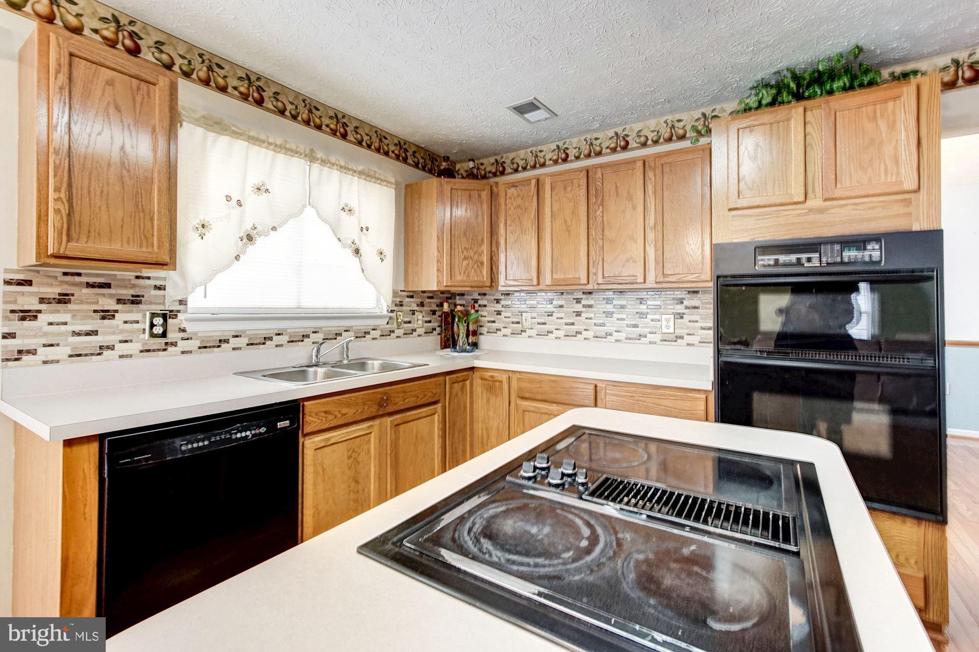 HOLLAWAY ESTATES - Residential