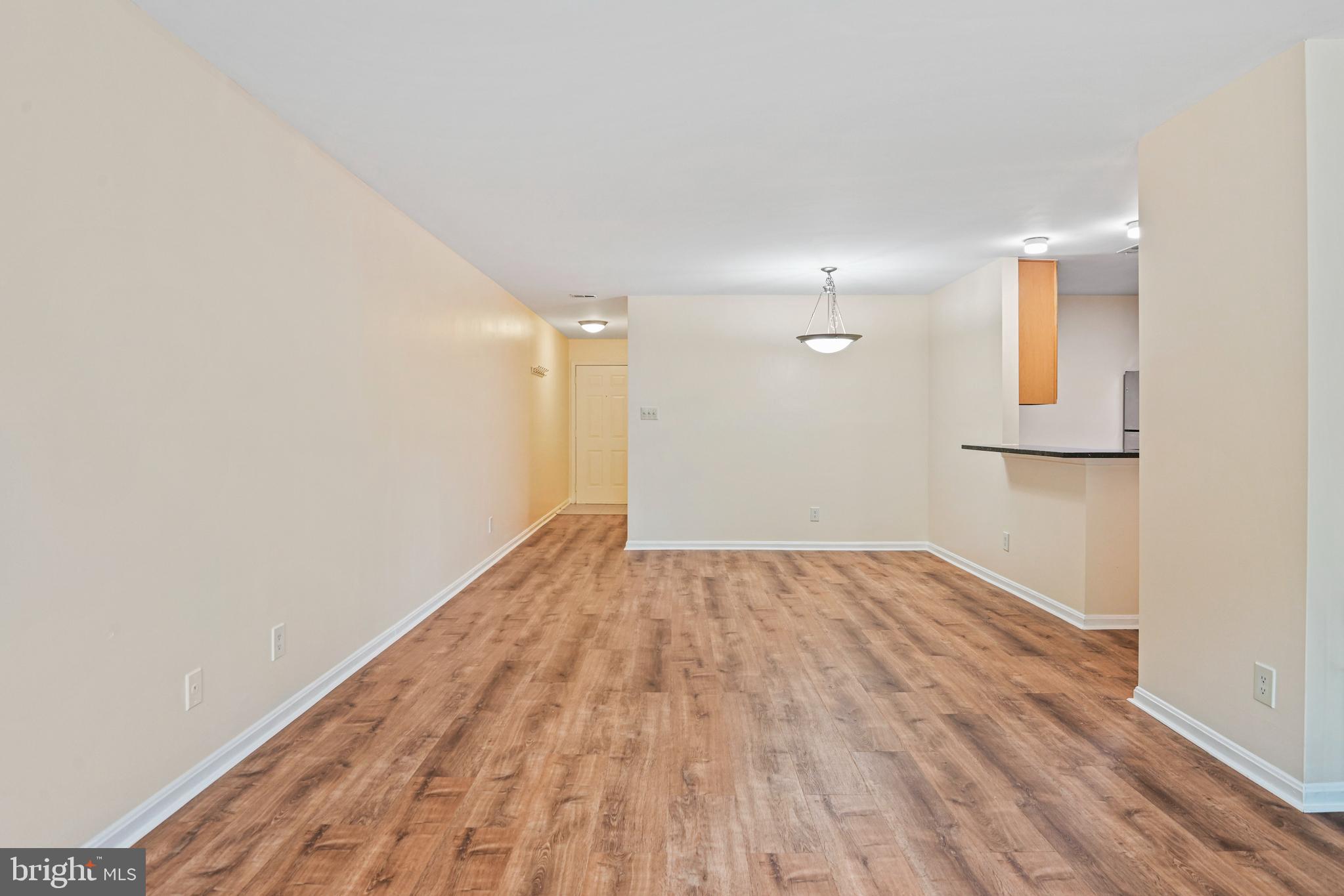 FOUR WINDS AT OAKTON - Residential