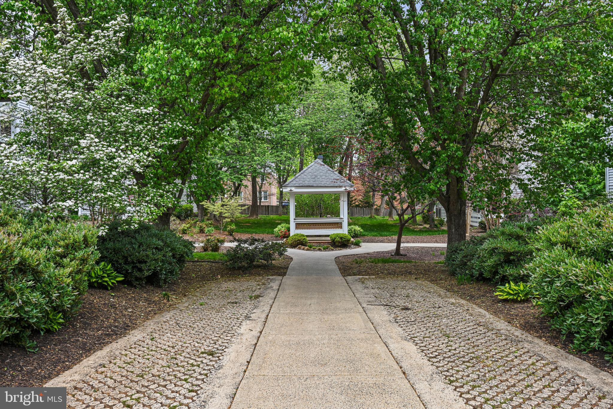 FOUR WINDS AT OAKTON - Residential