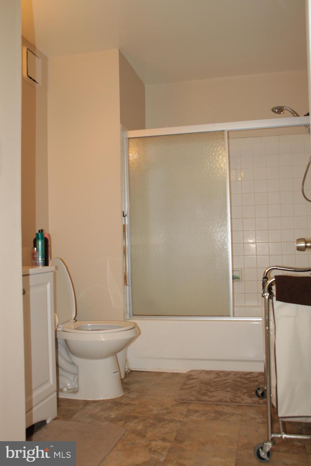 THE VISTAS - Residential