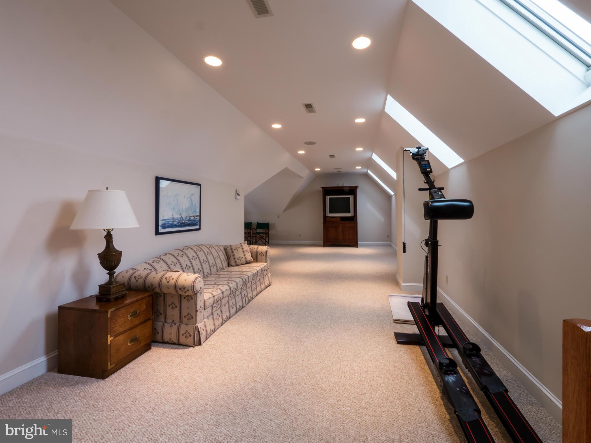 SOLOMONS ISLAND - Residential