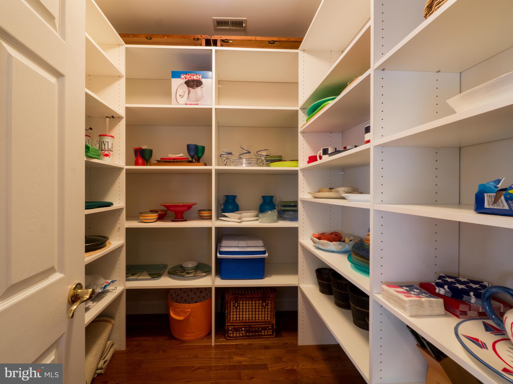 SOLOMONS ISLAND - Residential