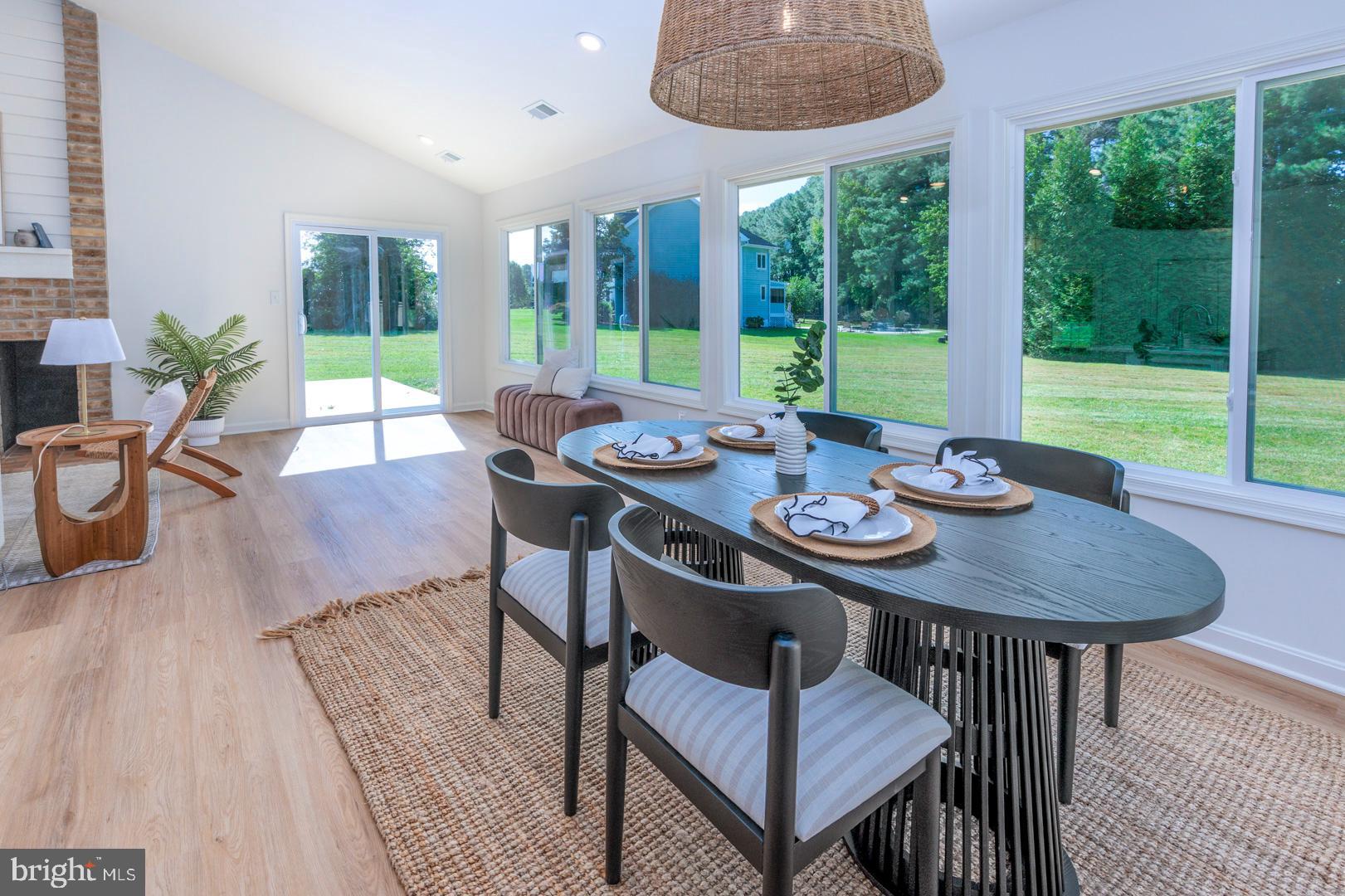 COVE CREEK CLUB - Residential