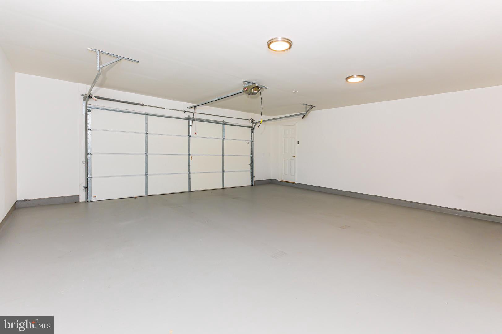 COVE CREEK CLUB - Residential