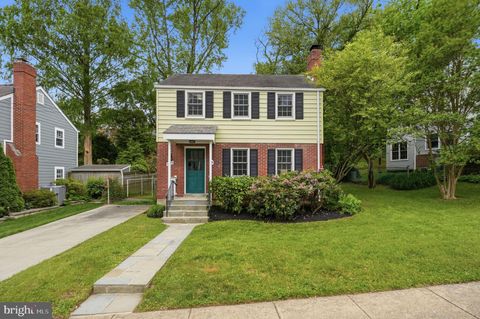 Photo of 5948 10th Road N, ARLINGTON, VA 22205 (MLS # VAAR2073242)