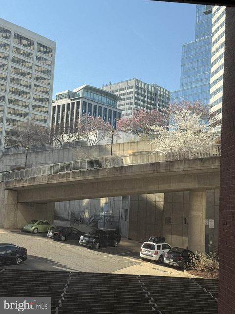 Condo For Rent - 1121 Arlington Boulevard #120<br/> ARLINGTON, VA 22209