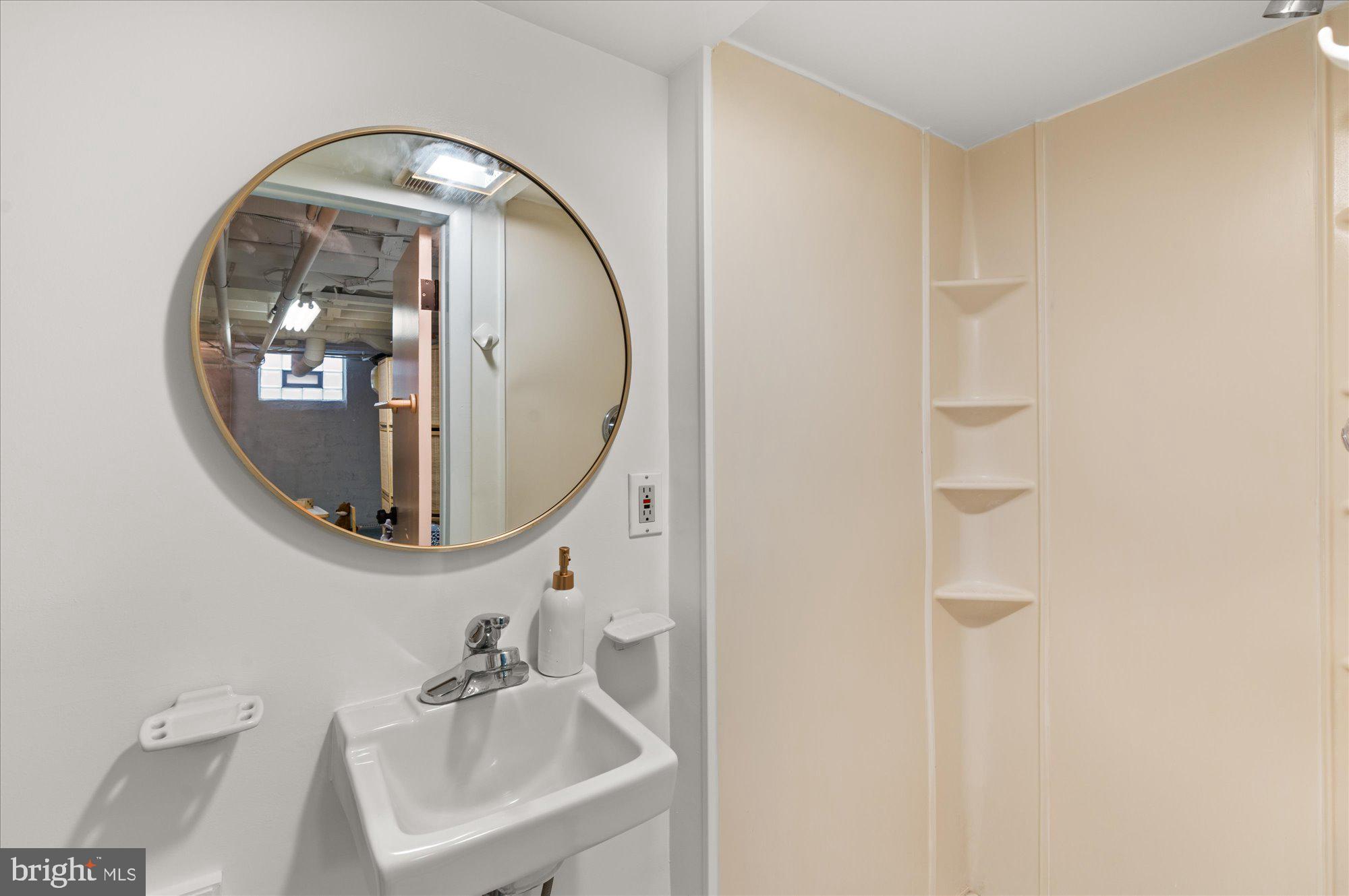 CHEVY CHASE TERRACE - Residential