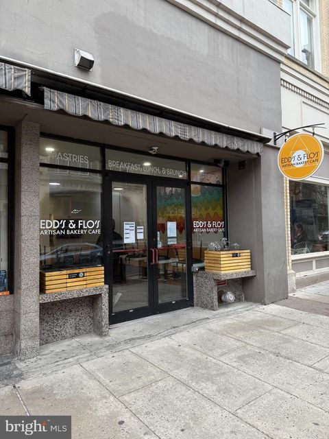 Photo of 47 N Queen Street N, LANCASTER, PA 17603 (MLS # PALA2084392)