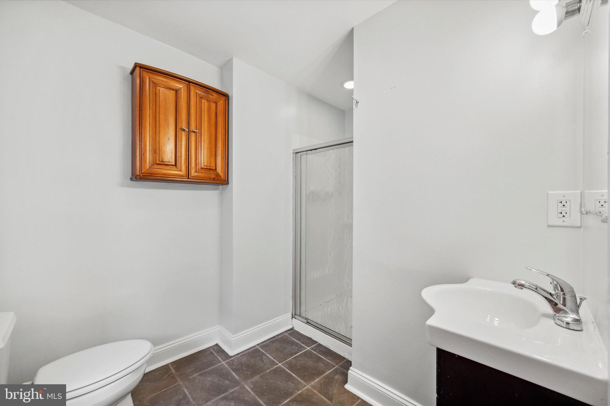 TEMPLE UNIVERSITY - Residential