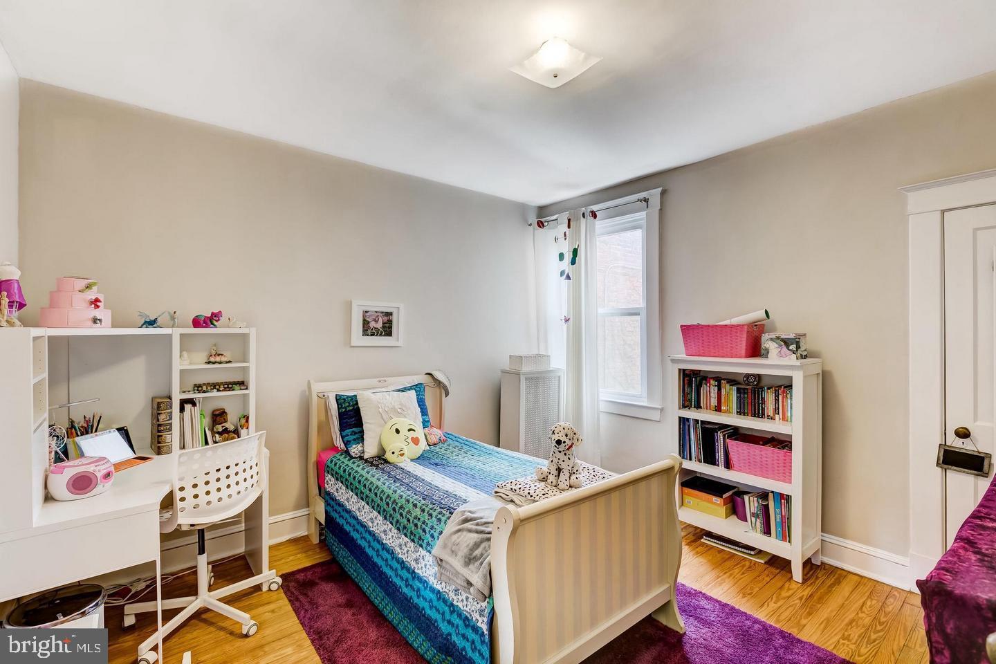 OAKENSHAWE - Residential Lease