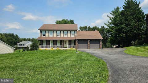 Photo of 6633 Christy Acres Circle, MOUNT AIRY, MD 21771 (MLS # MDCR2037364)