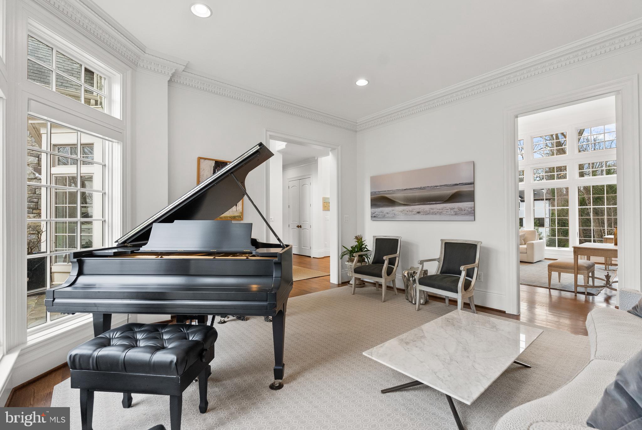 RIVER OAKS - Residential