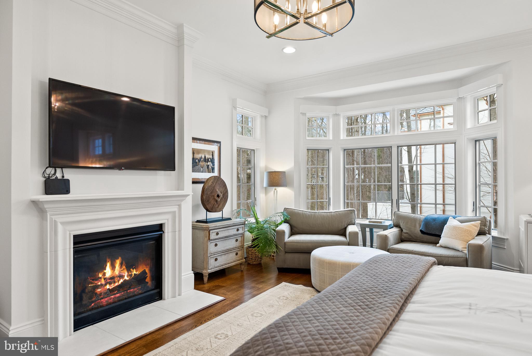 RIVER OAKS - Residential