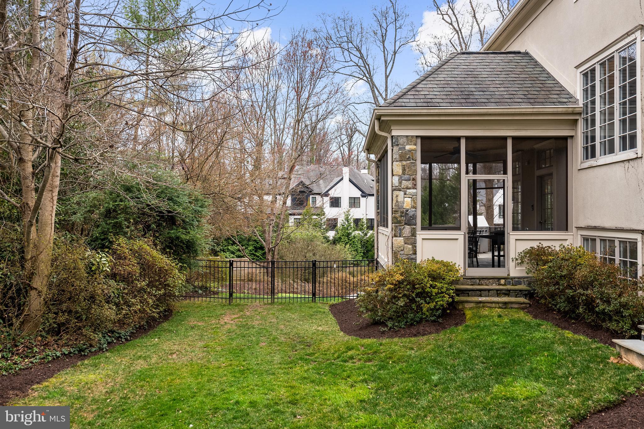 6929 RIVER OAKS DRIVE