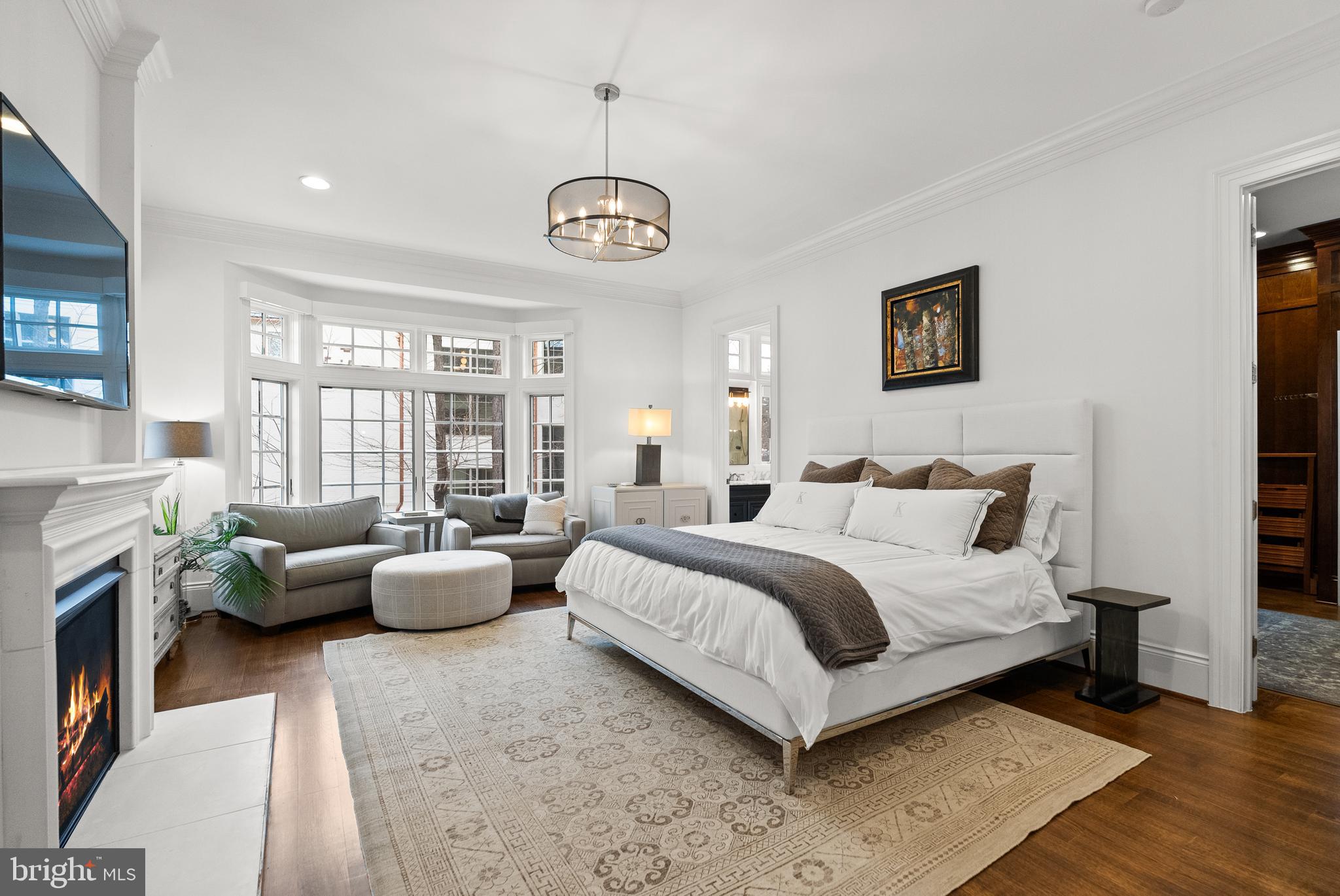 RIVER OAKS - Residential