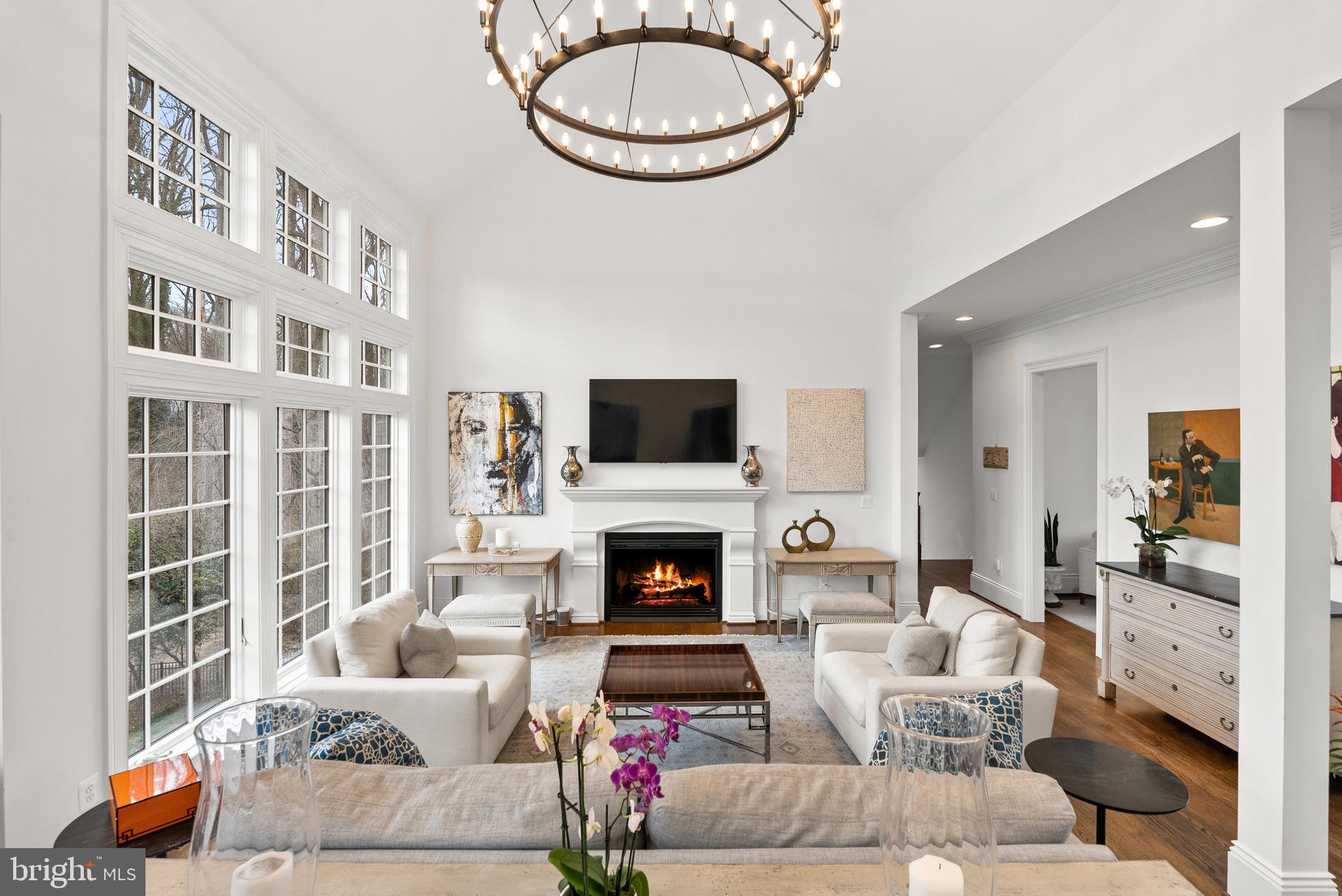 RIVER OAKS - Residential