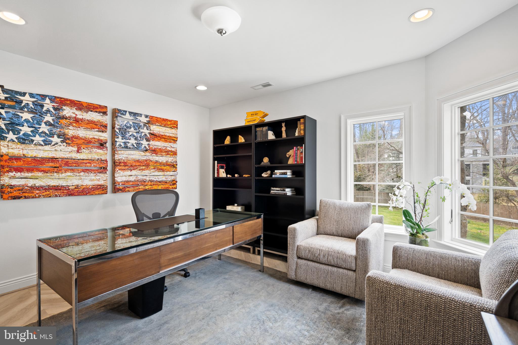 RIVER OAKS - Residential