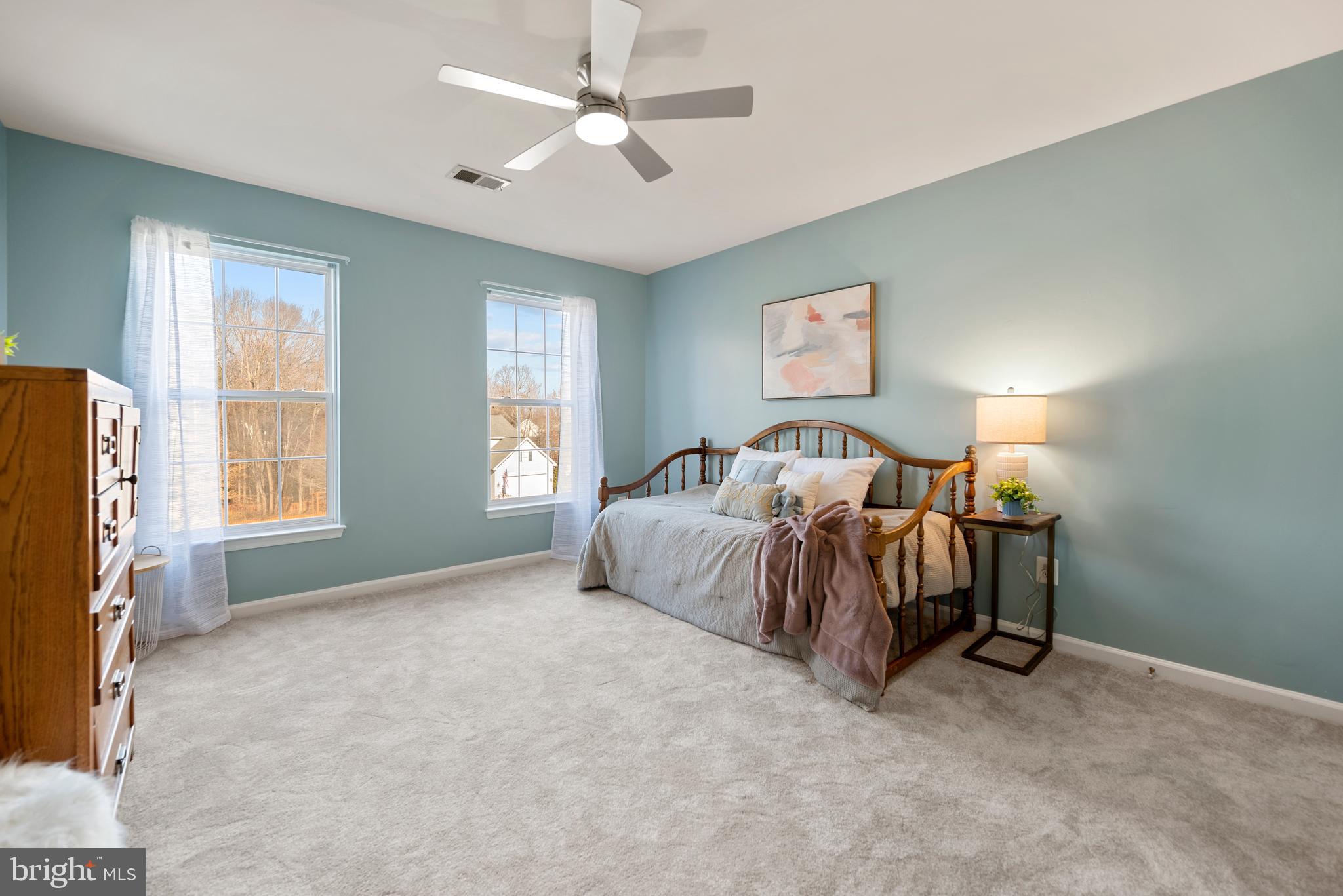 MEADOWBROOK WOODS - Residential