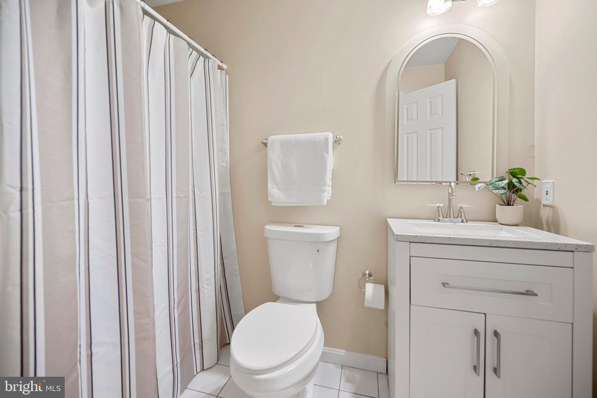 MEADOWBROOK WOODS - Residential