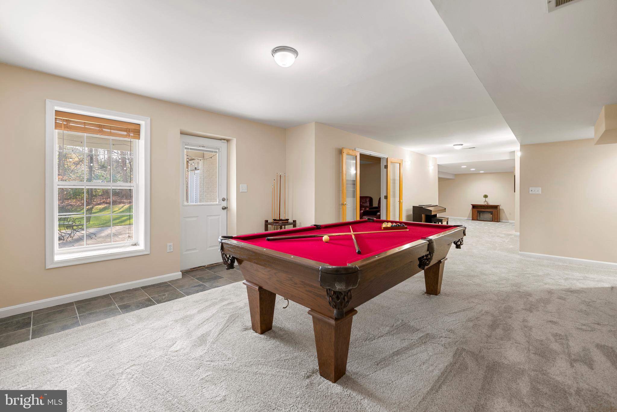 MEADOWBROOK WOODS - Residential