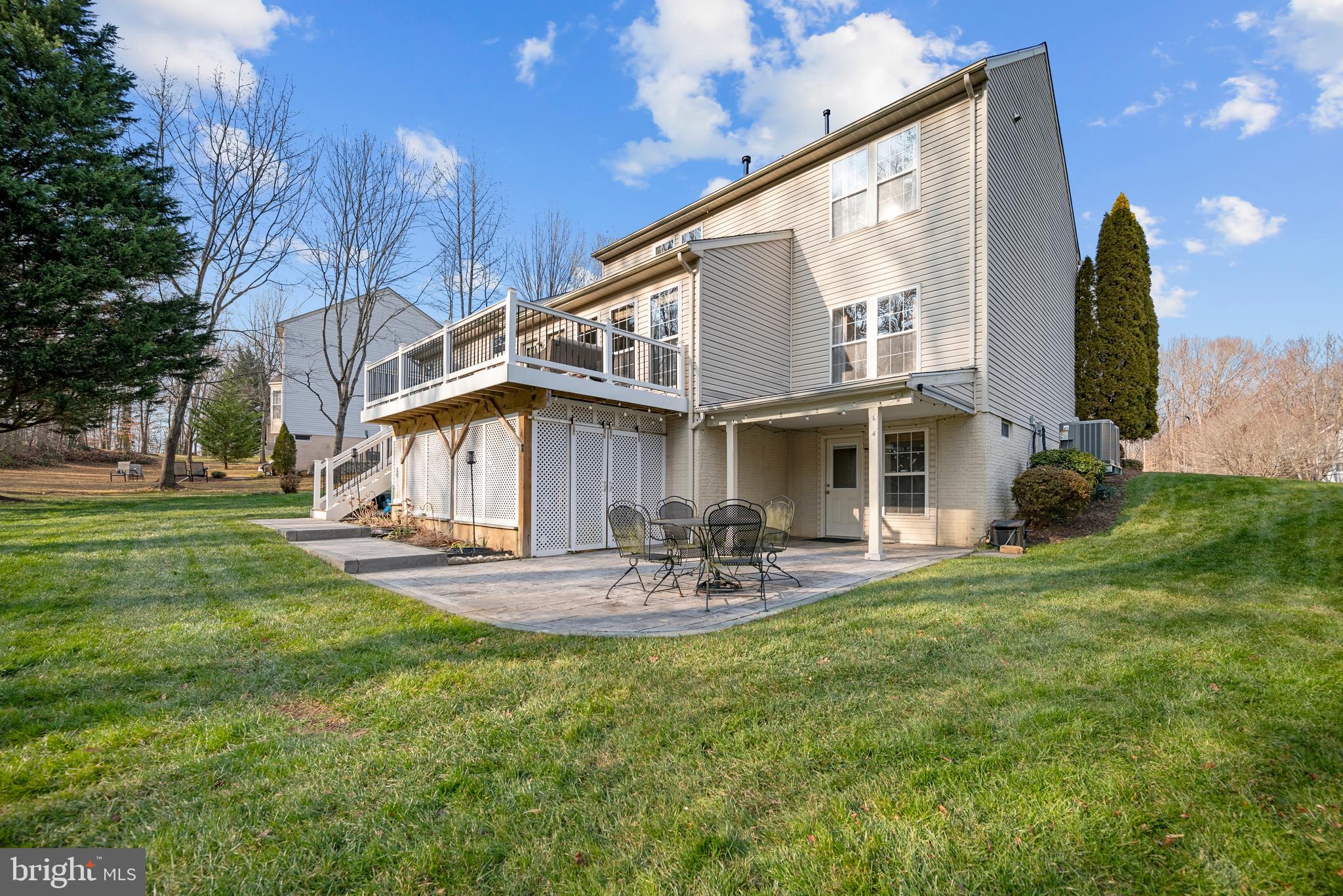 MEADOWBROOK WOODS - Residential