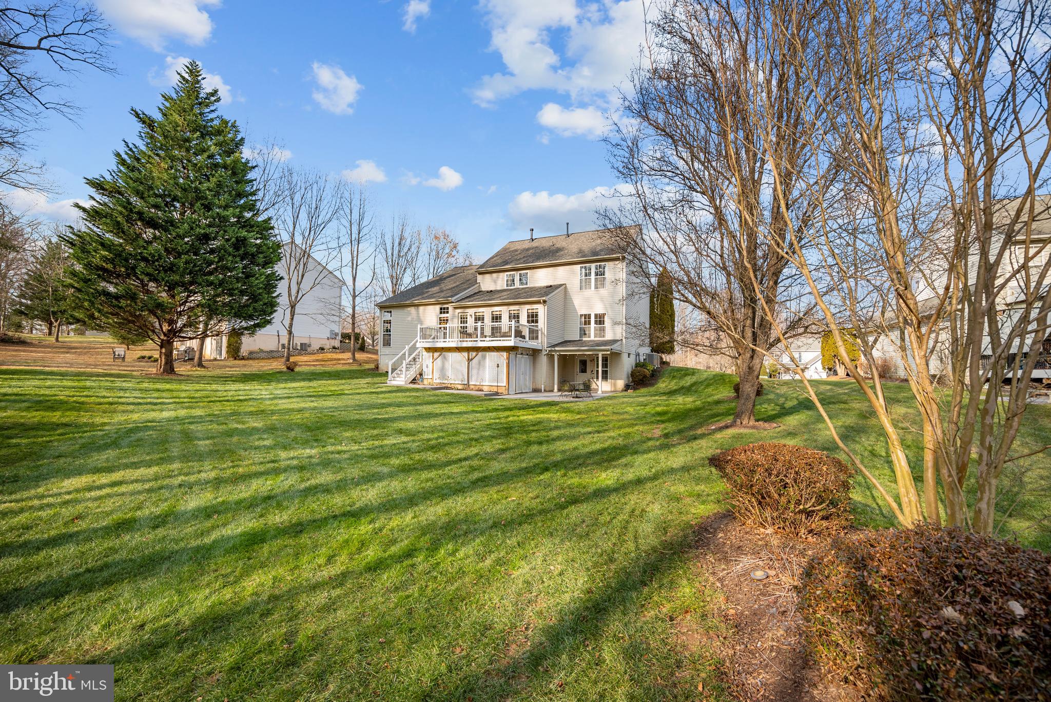 MEADOWBROOK WOODS - Residential