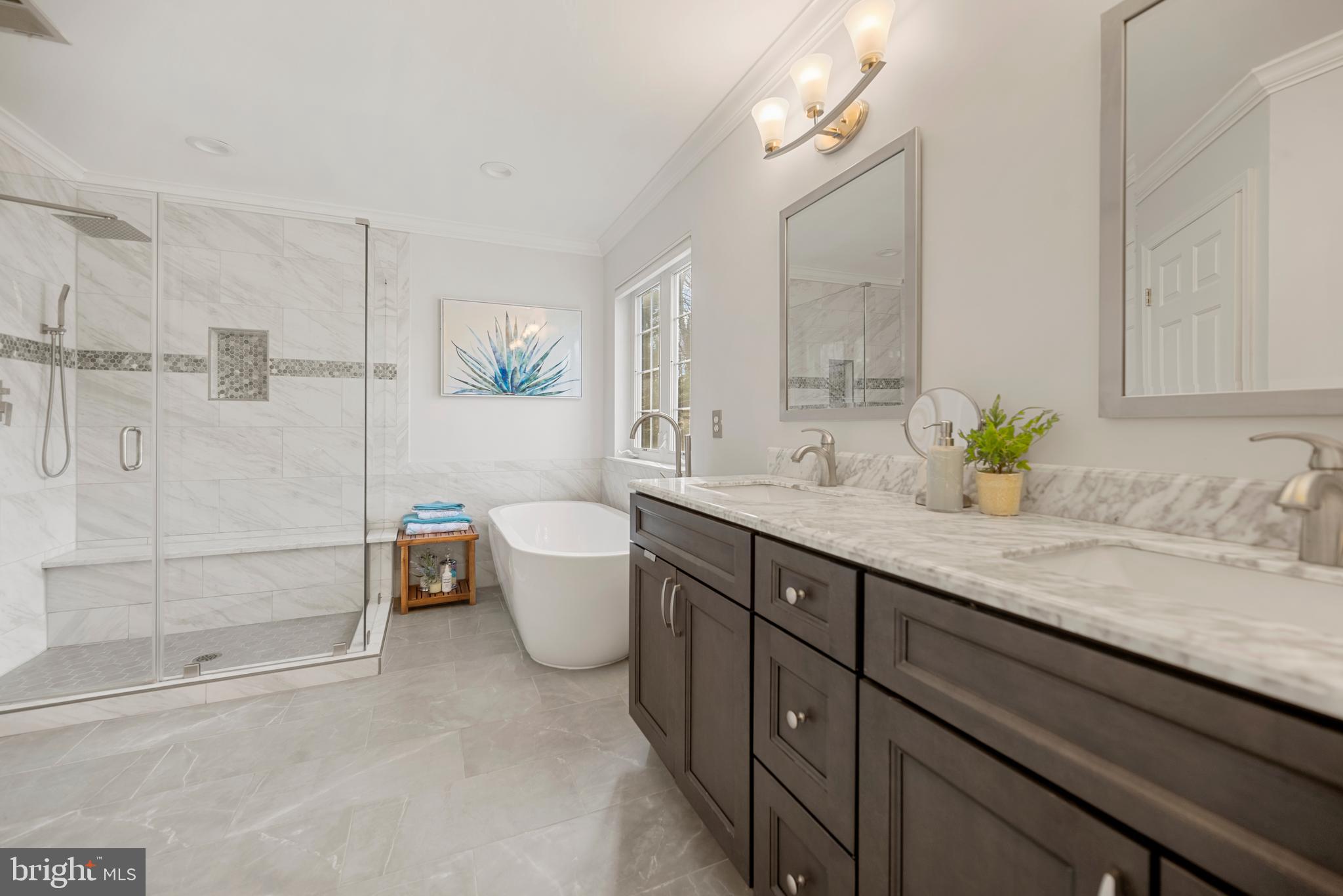 MEADOWBROOK WOODS - Residential