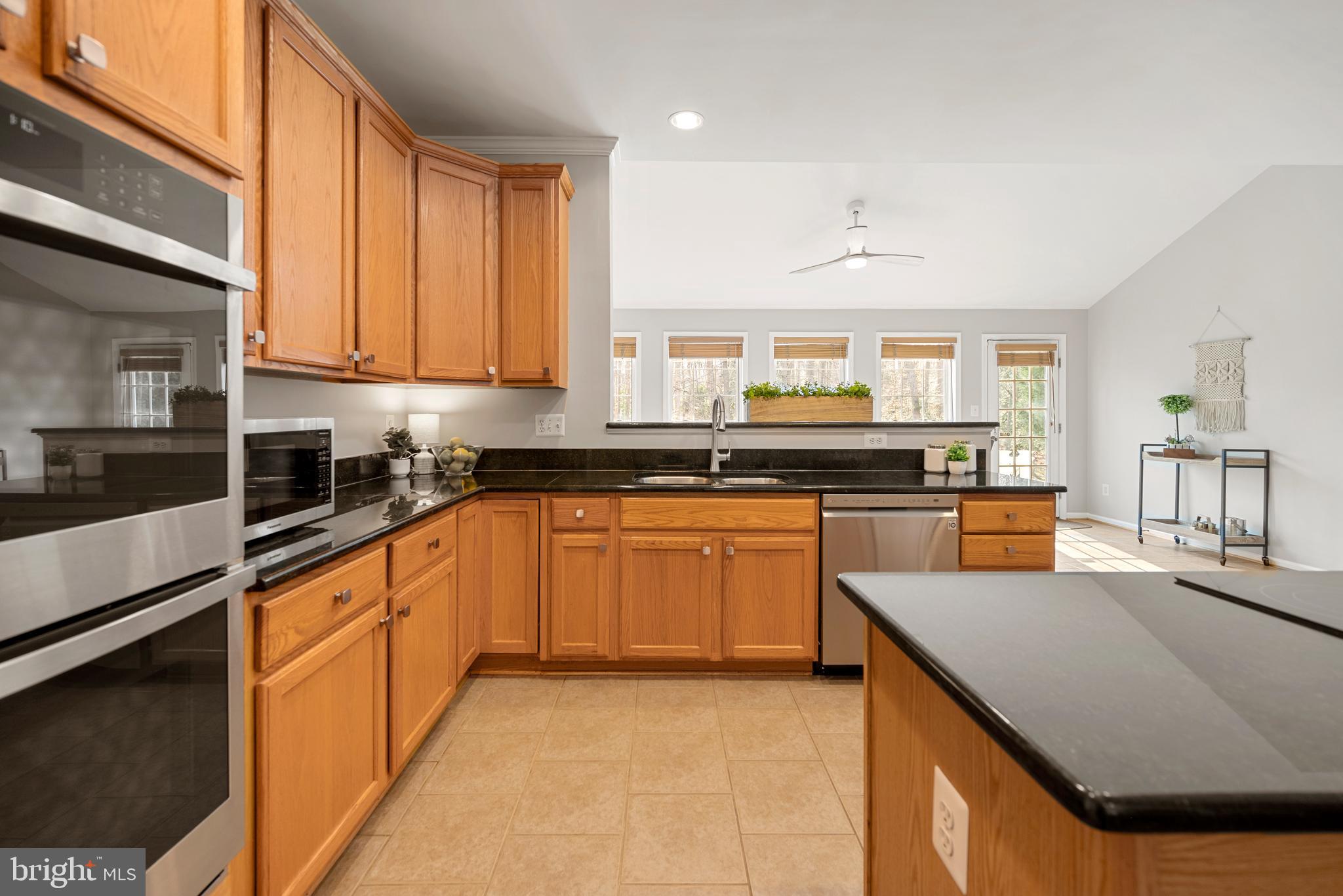 MEADOWBROOK WOODS - Residential