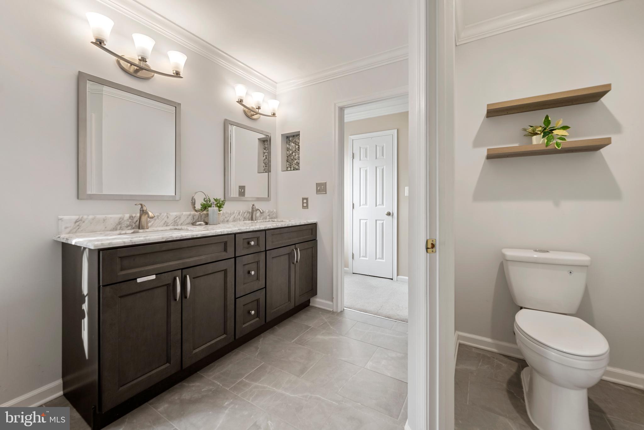 MEADOWBROOK WOODS - Residential