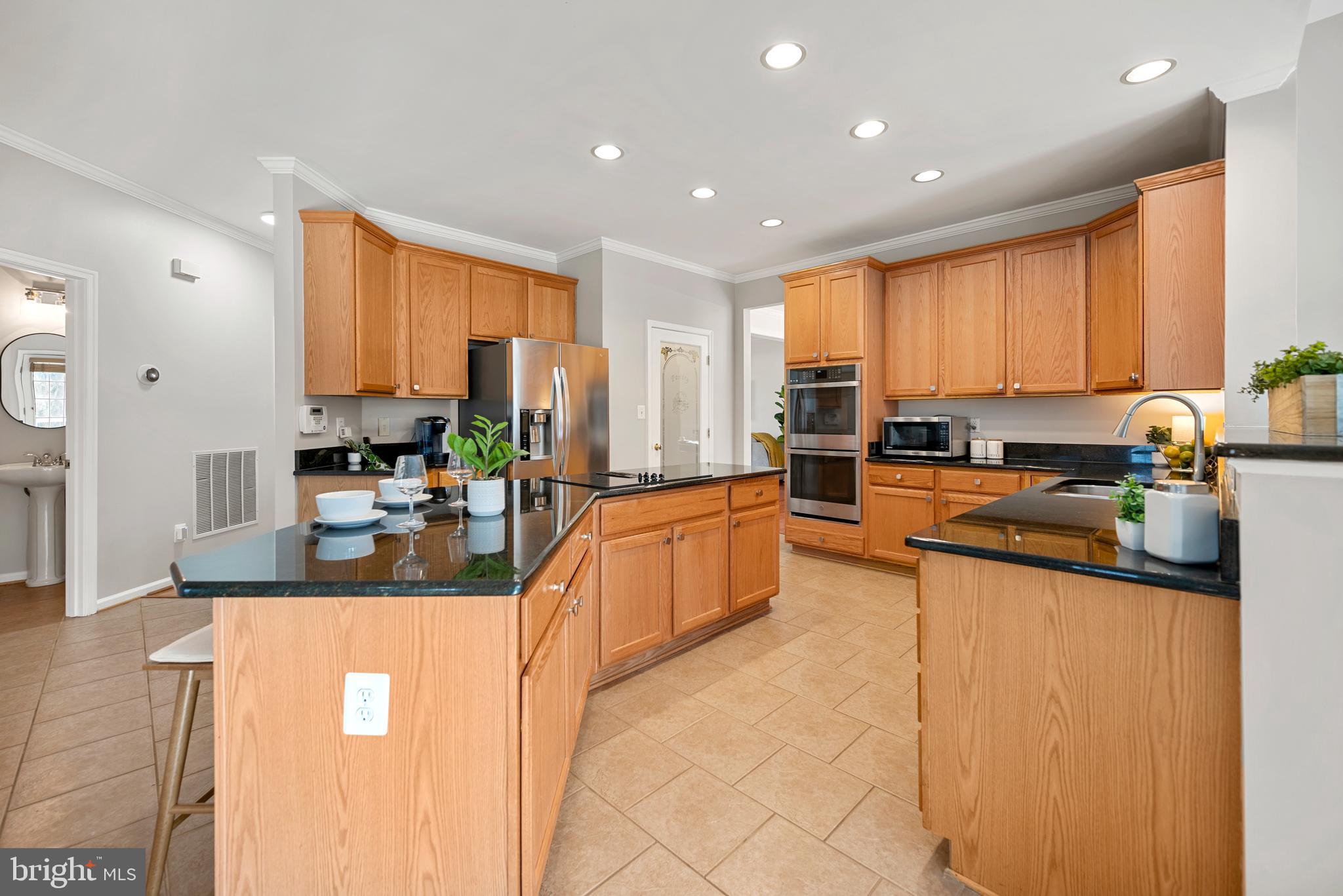 MEADOWBROOK WOODS - Residential