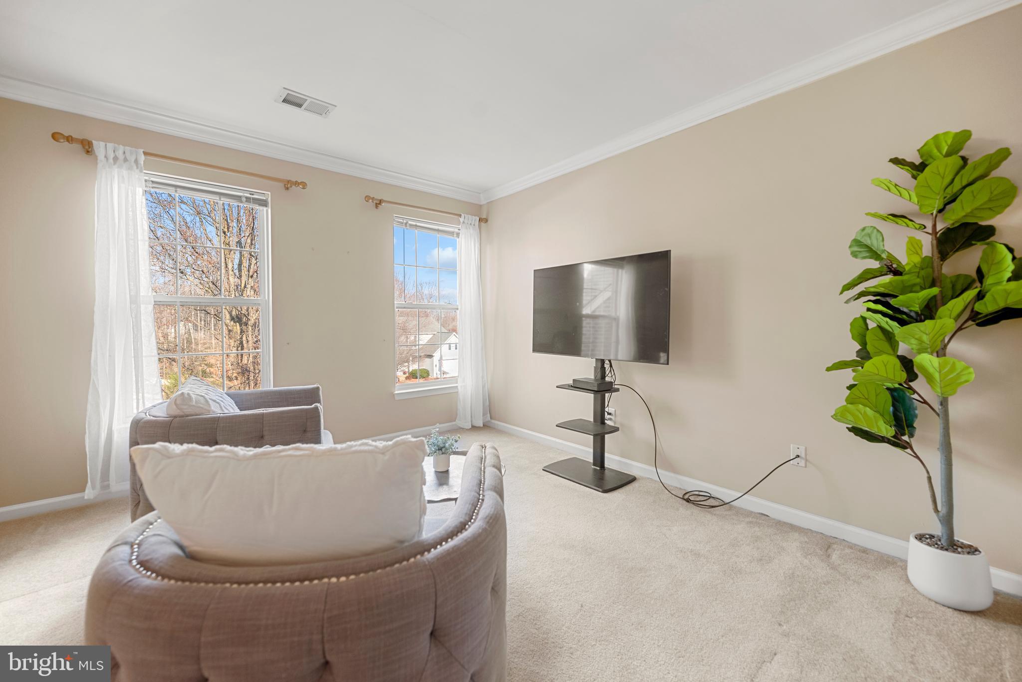 MEADOWBROOK WOODS - Residential