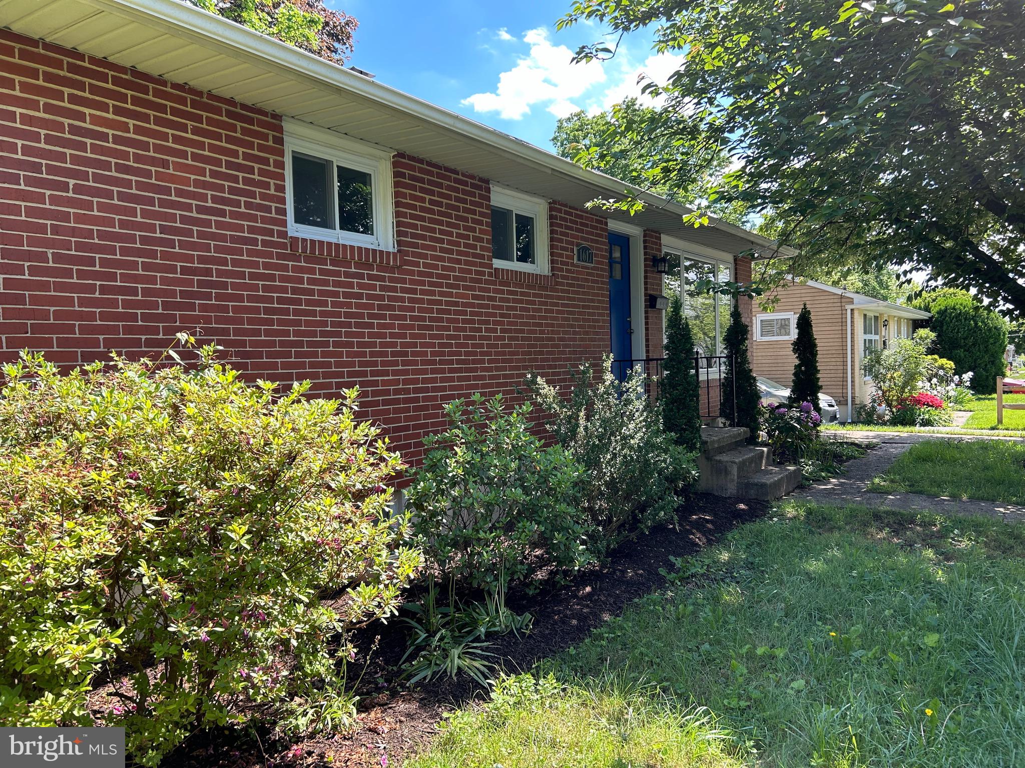 LUTHER VILLAGE - Residential