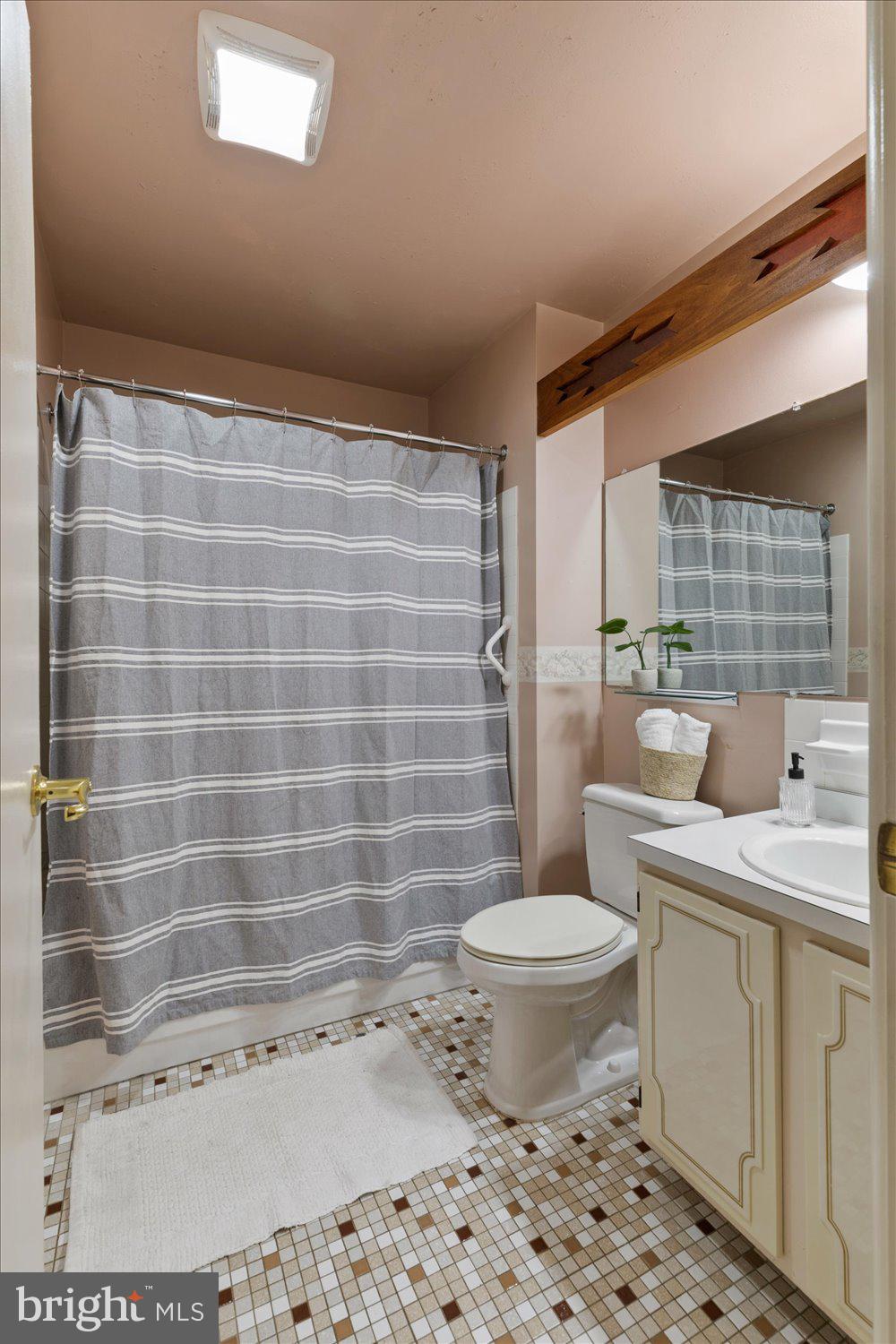 VALLEYBROOK ESTATES - Residential