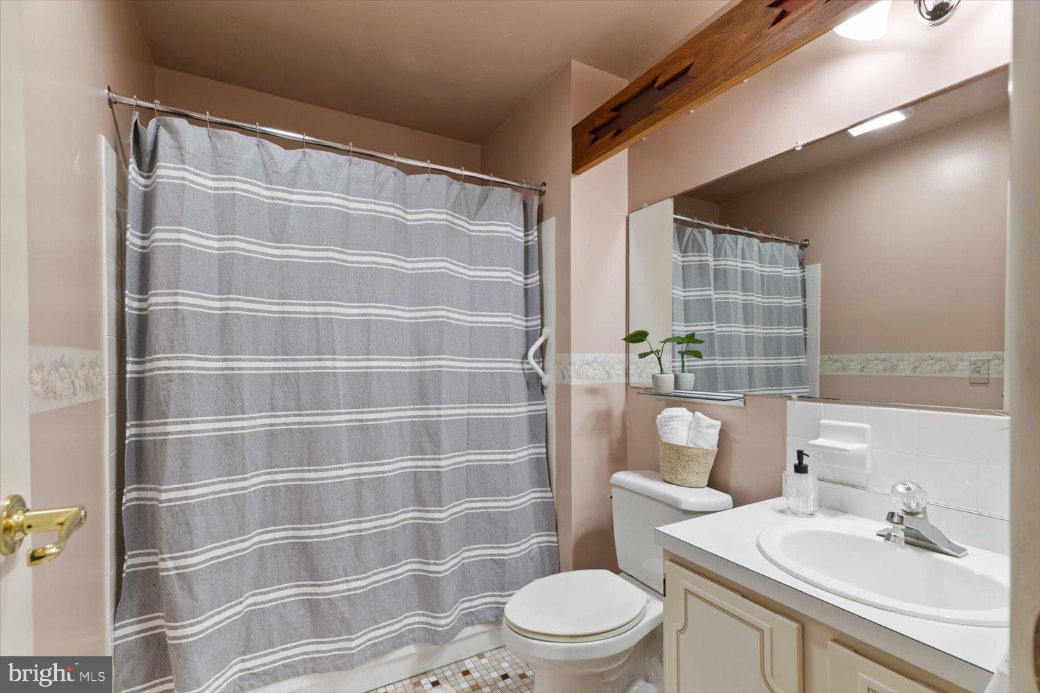 VALLEYBROOK ESTATES - Residential