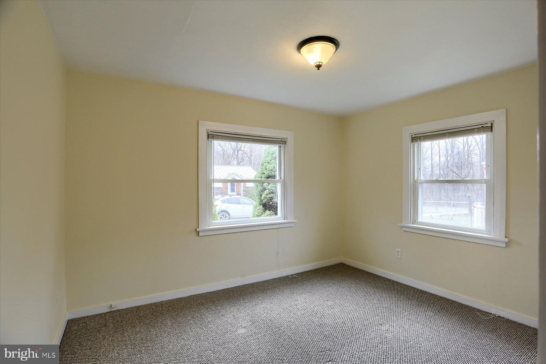 NEW CUMBERLAND BOROUGH - Residential