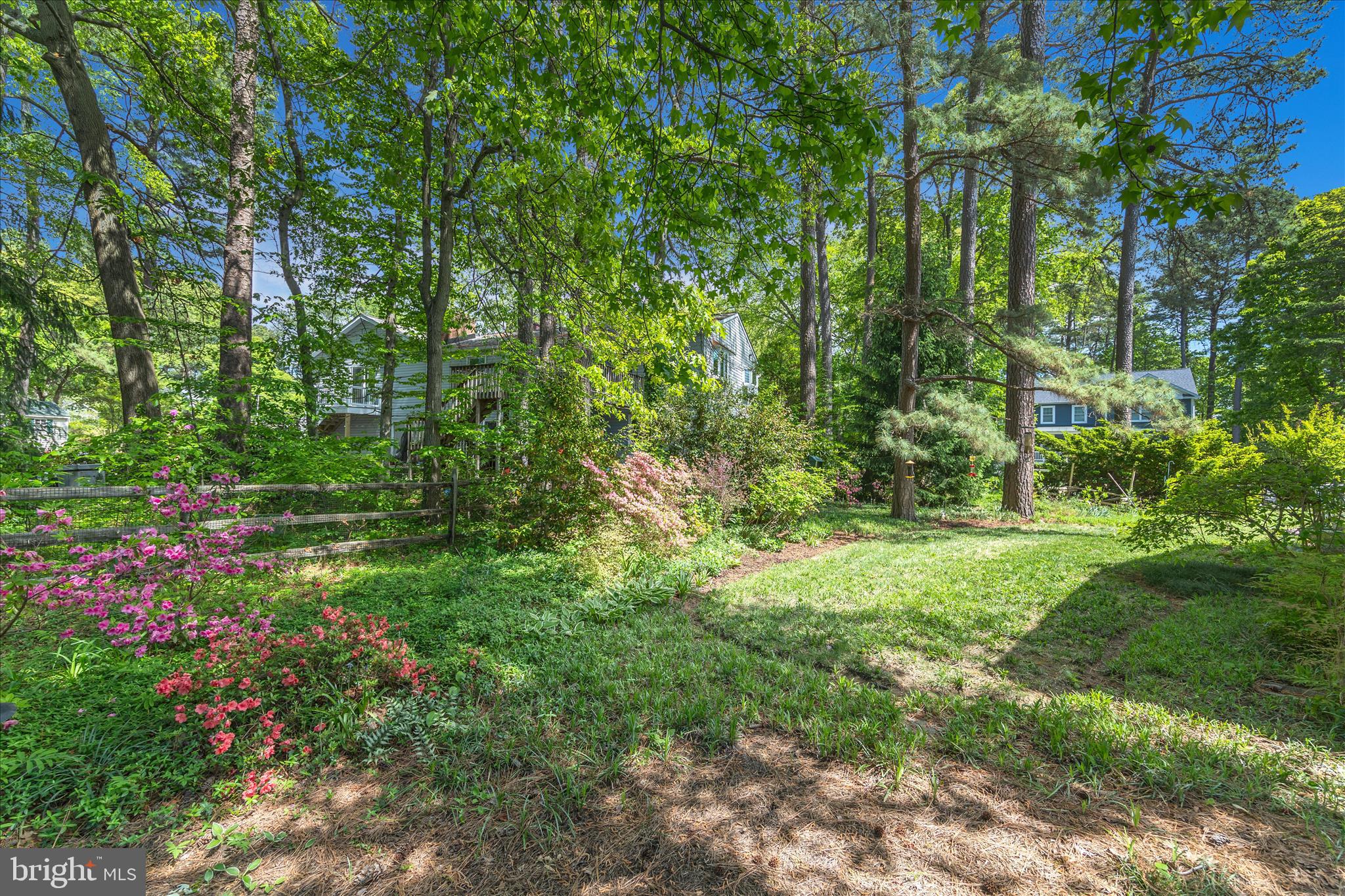 TWIN HARBORS - Residential