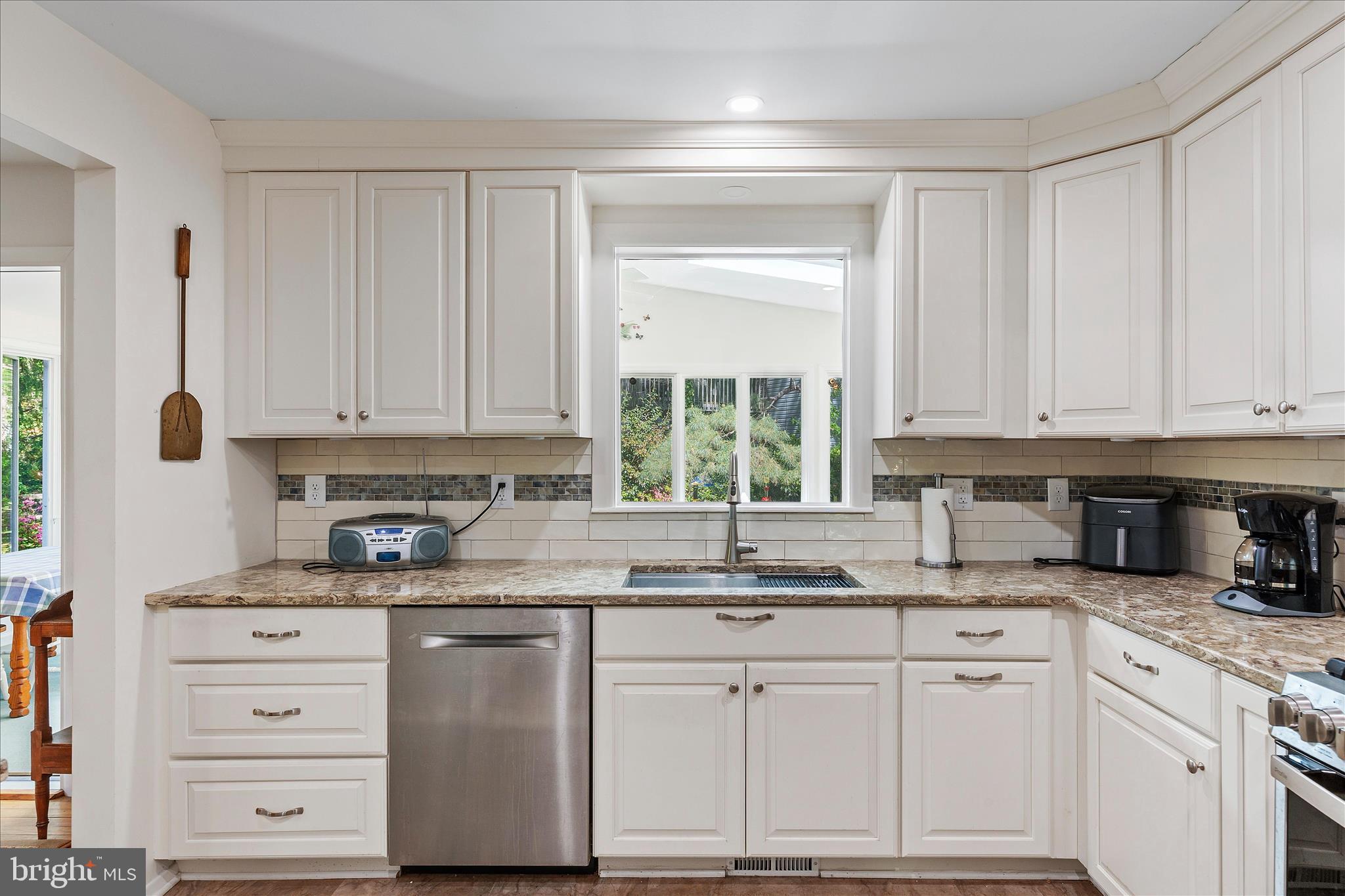TWIN HARBORS - Residential
