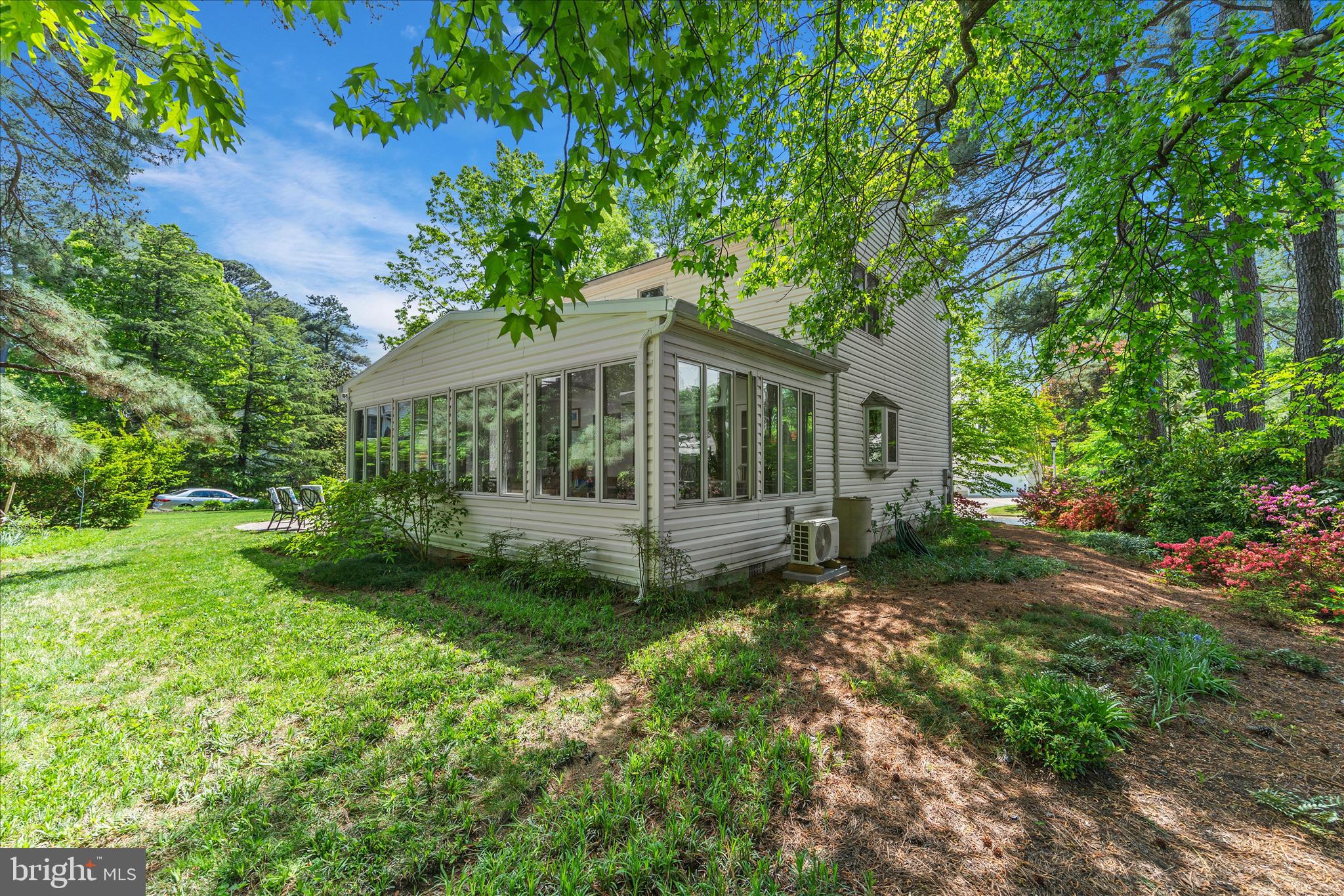 TWIN HARBORS - Residential