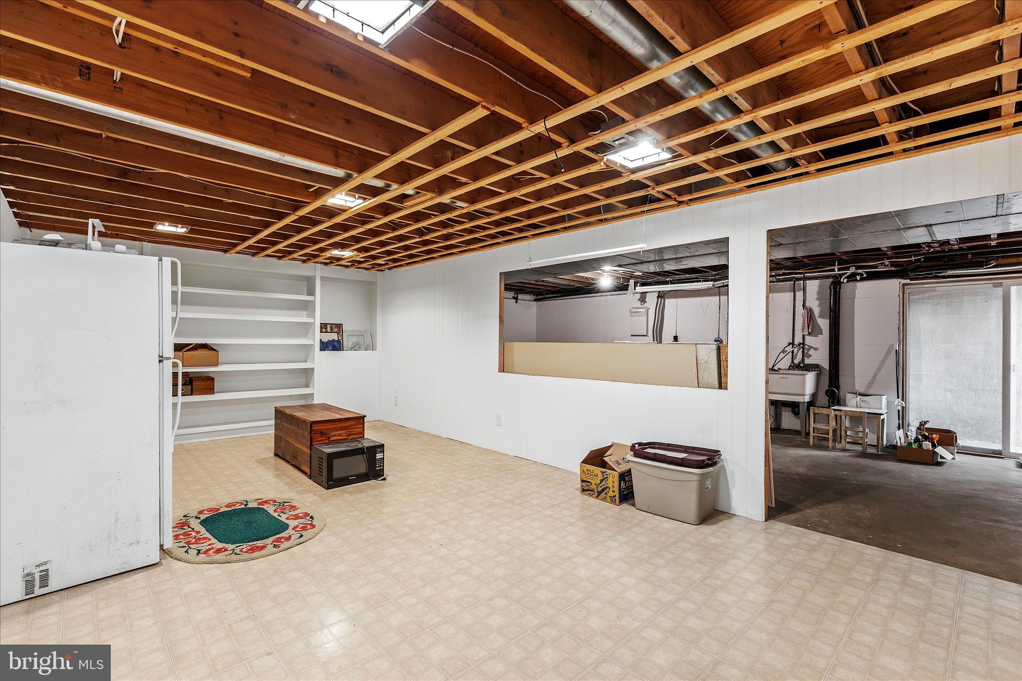 TWIN HARBORS - Residential